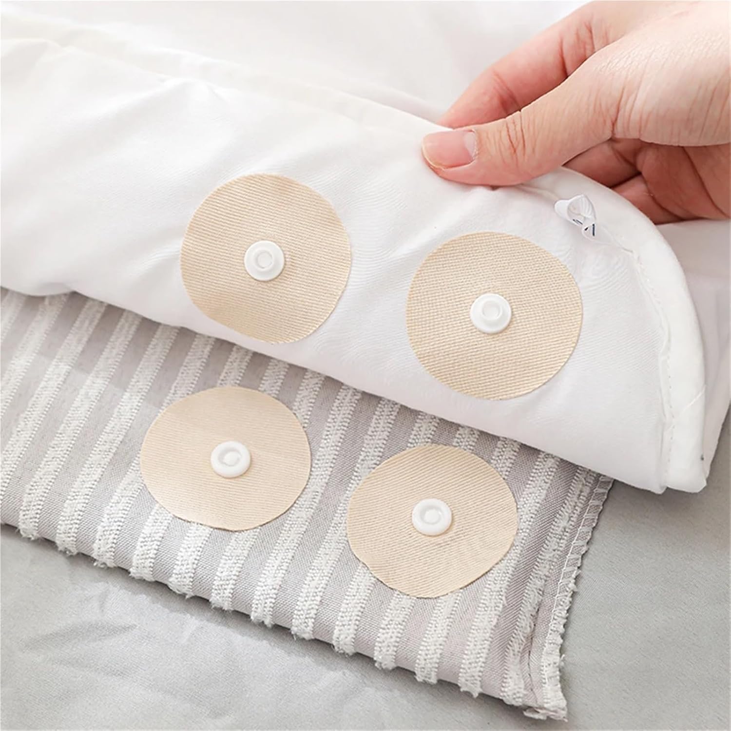 Duvet Comforter Clips 100/200Pairs Anti Slip Bed Sheet Fasteners Prevent Comforters Duvets Cover Snaps Holder(200Pairs)