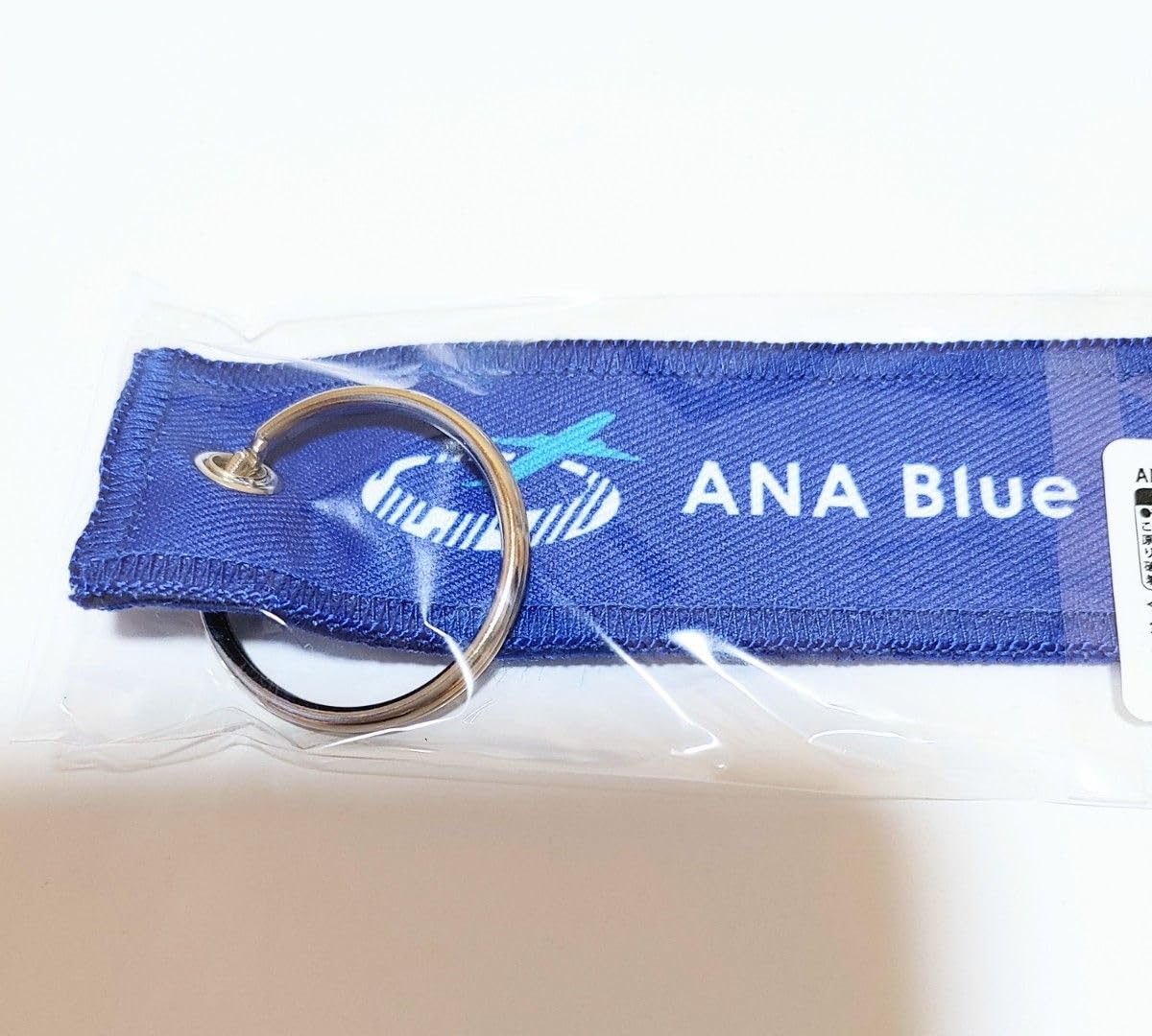 Amazon.co.jp: ANA 全日空 フライトタグ 客室乗務員 : おもちゃ