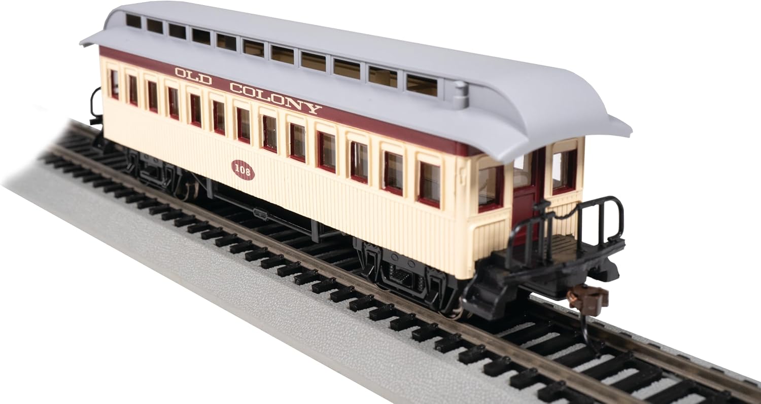 Bachmann Trains - Old-Time Car with Round-End Clerestory Roof - Coach - Old Colony RR - HO Scale