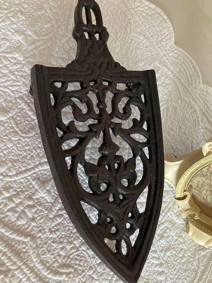 鋳鉄製アイロン台 アンティーク 暮らしに身近なアンティーク