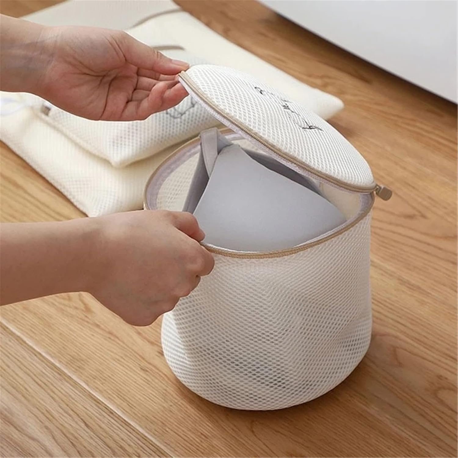 ランドリーネット 家庭用洗濯機の保護バッグが厚くなったポリエステルブラジャー 洗濯袋 家庭用 (色 : 【Donmmo】 ベージュ, Si