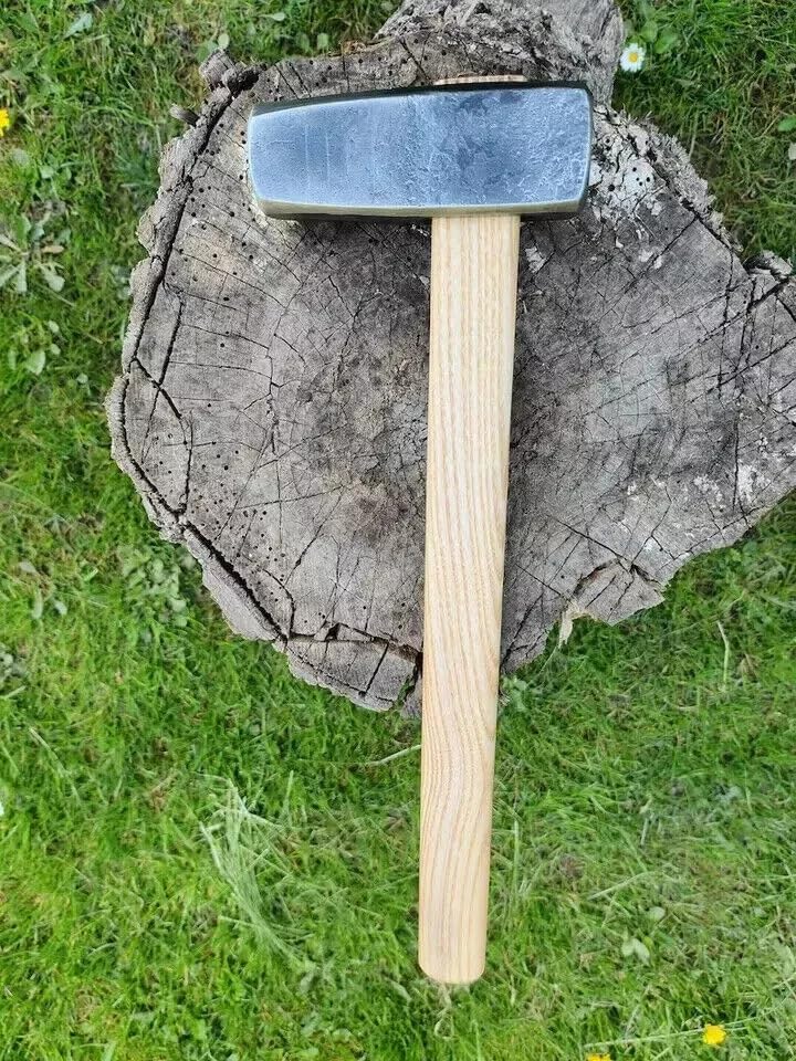 3lb 1045 Tool Steel Japanese Tezuchi Hammer – Bladesmith’s Forging Mallet | Hand-Forged Blacksmith Hammer | Perfect Gift for Dad, Metalworking, Thor-Style, Milled Face Claw Mallet