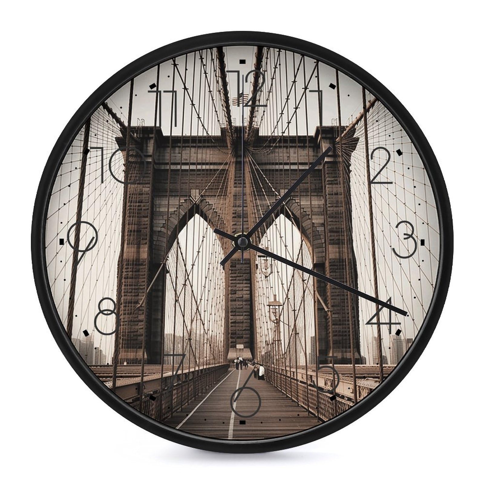 Horloge murale ronde Brooklyn avec grands chiffres arabes pour salon