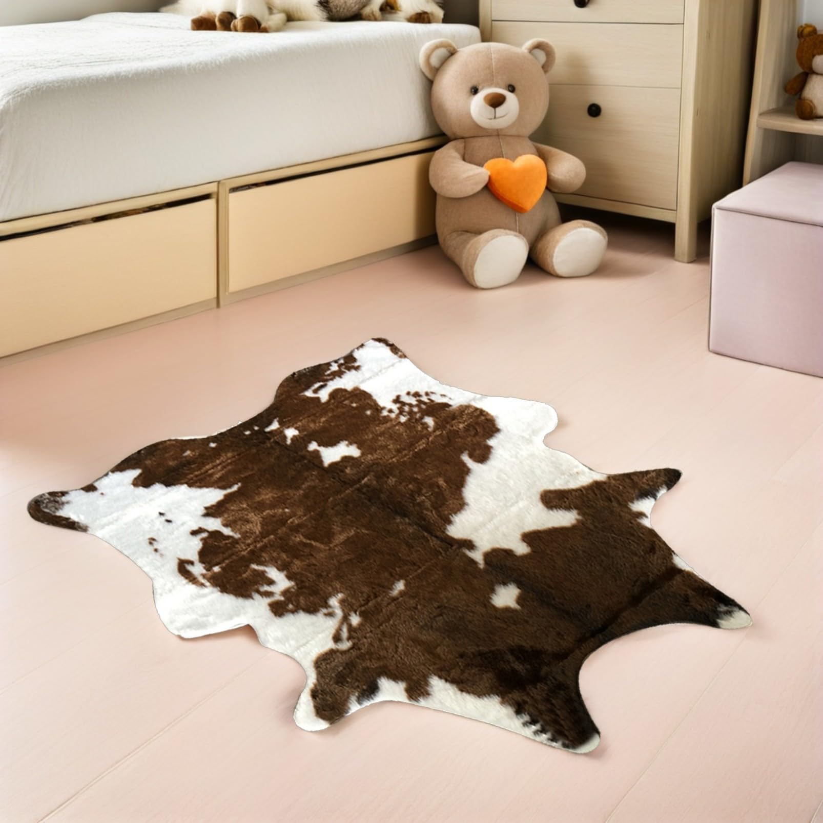 SOLUSTRE Tapis de Sol Moelleux à Motifs Animaux Imitation Peau de Vache Marron Léger pour Décoration Maison Salon Chambre Confortable et Chaleureux