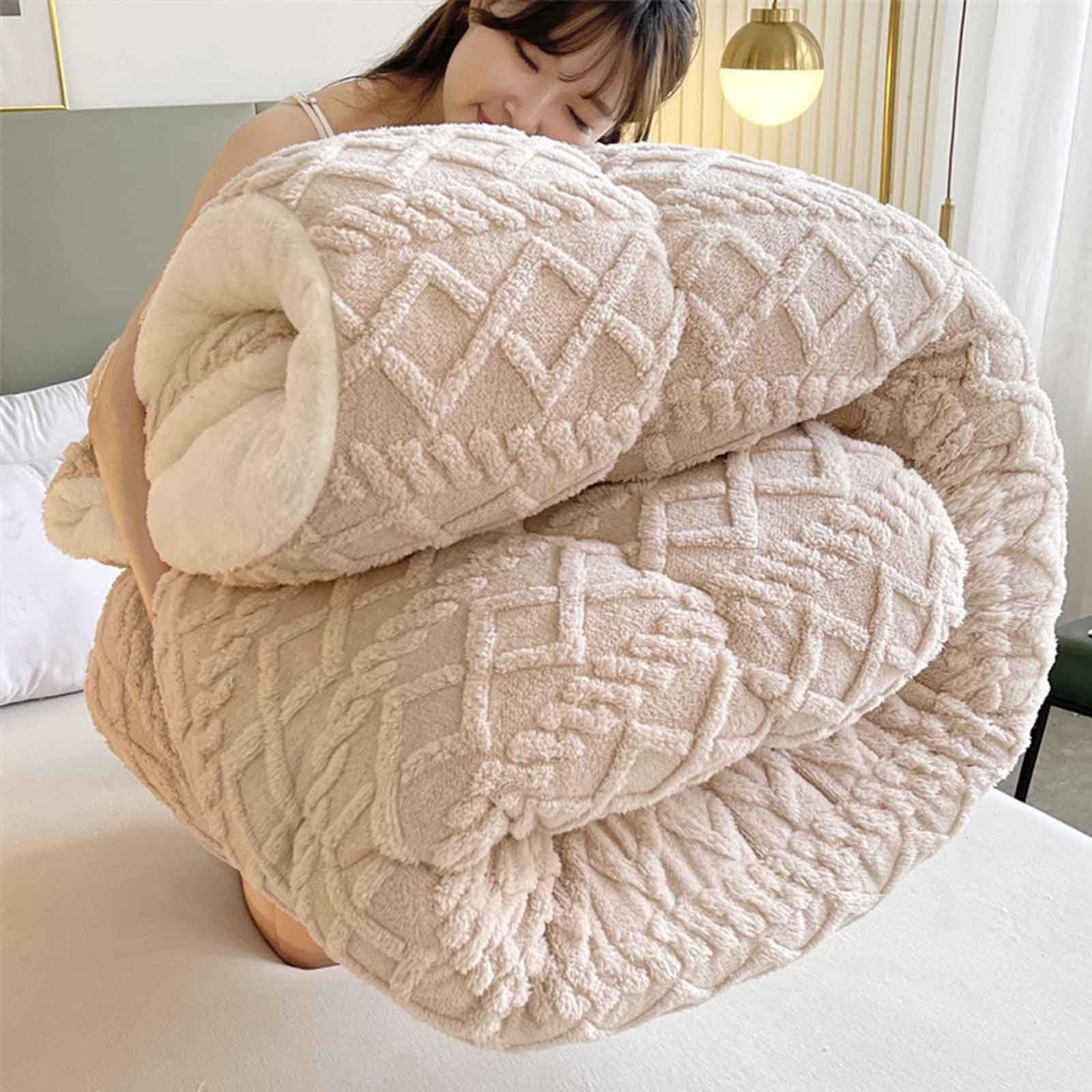 Coperta Calda Imbottita Invernale Letto Matrimoniale Trapunte Invernali Pesanti in Lana d'Agnello Trapunta Invernale Matrimoniale Agnello(a4,220x240cm-5kg)