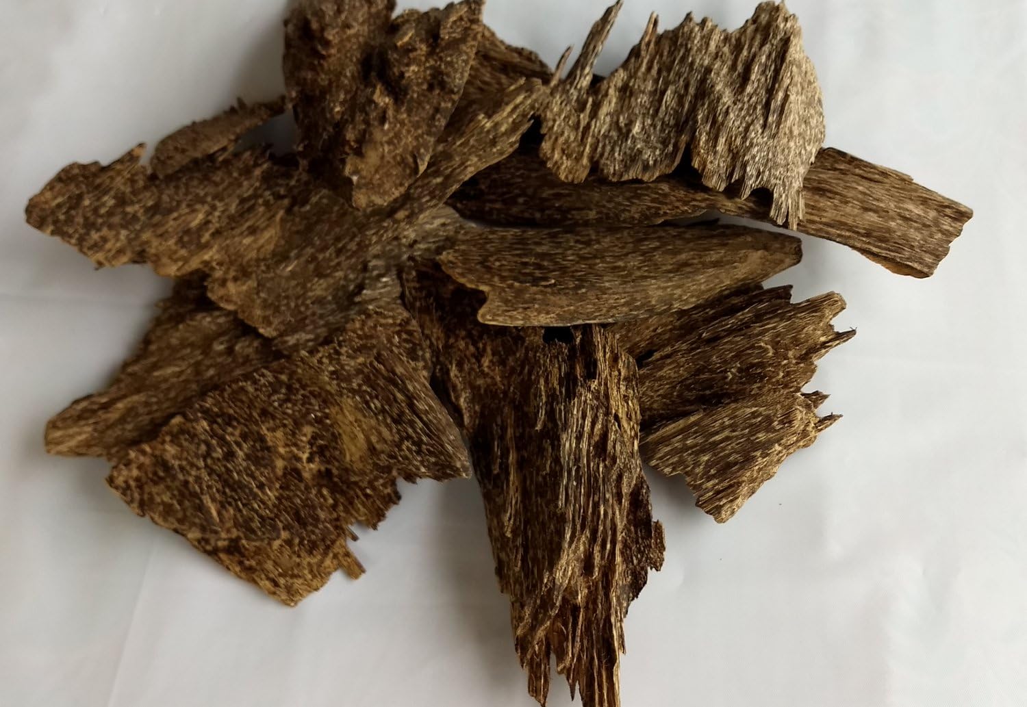 Agarwood chips nature Grade AAA - 100 grams (Pony Agarwood) Limited only 700g