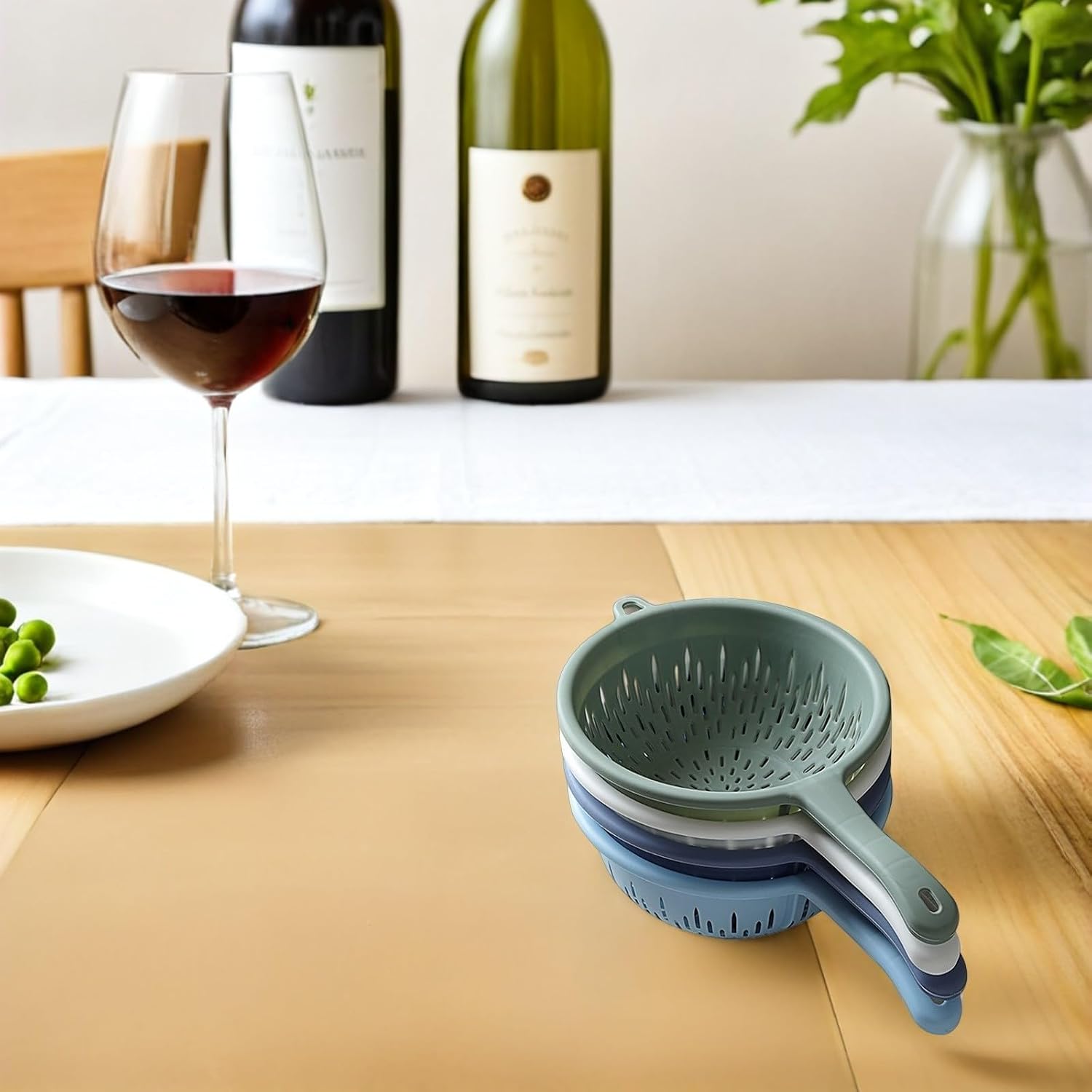4 Pcs Plastic Drain Colander Strainer with Handle for Kitchen Food and Fruit Washing, High Hardness Sturdy Plastic Colanders for Vegetable Cleaning and Draining