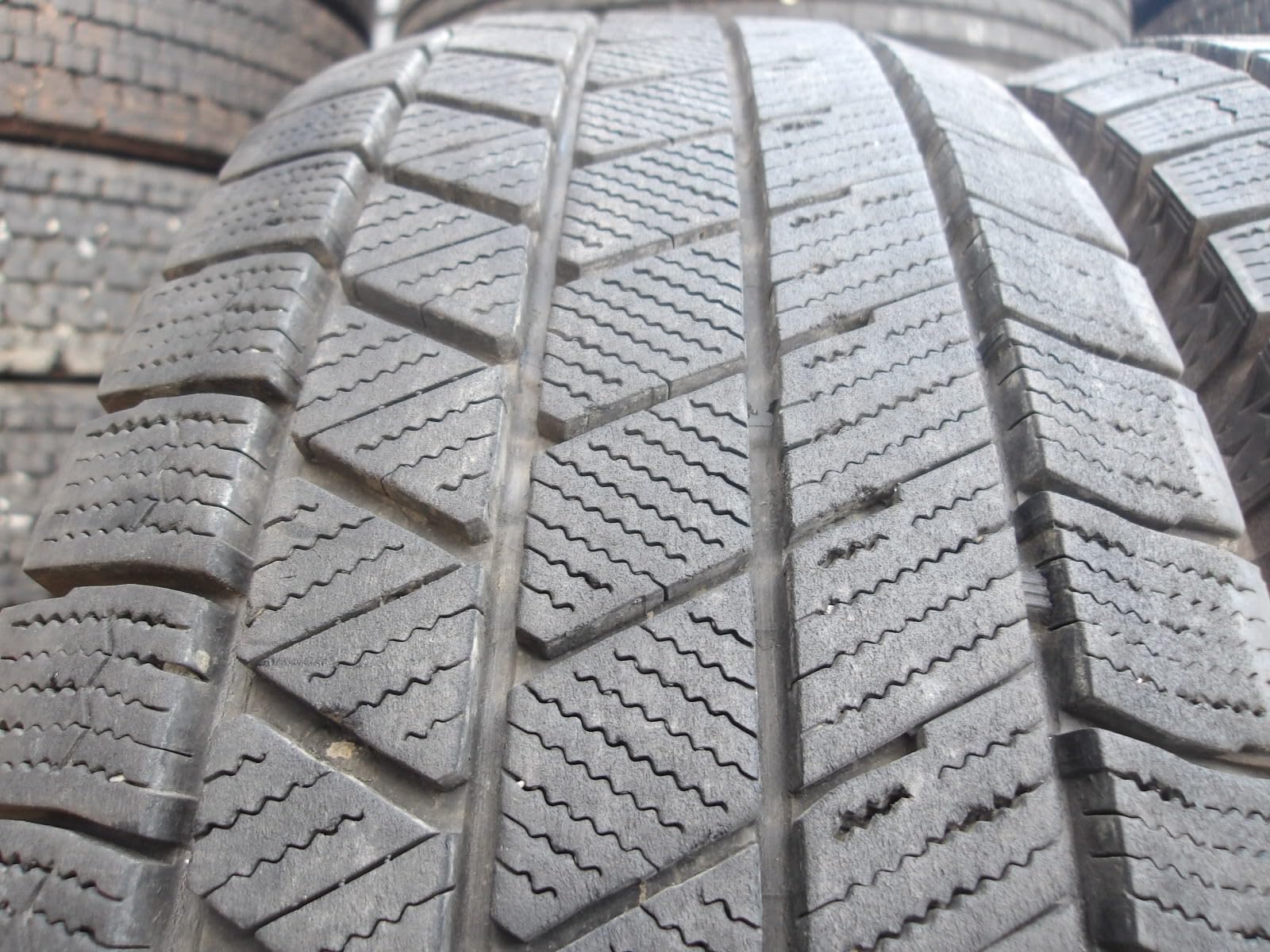 Amazon.co.jp: N907-13 185/70R14 冬2本セット スタッドレス 88Q 185