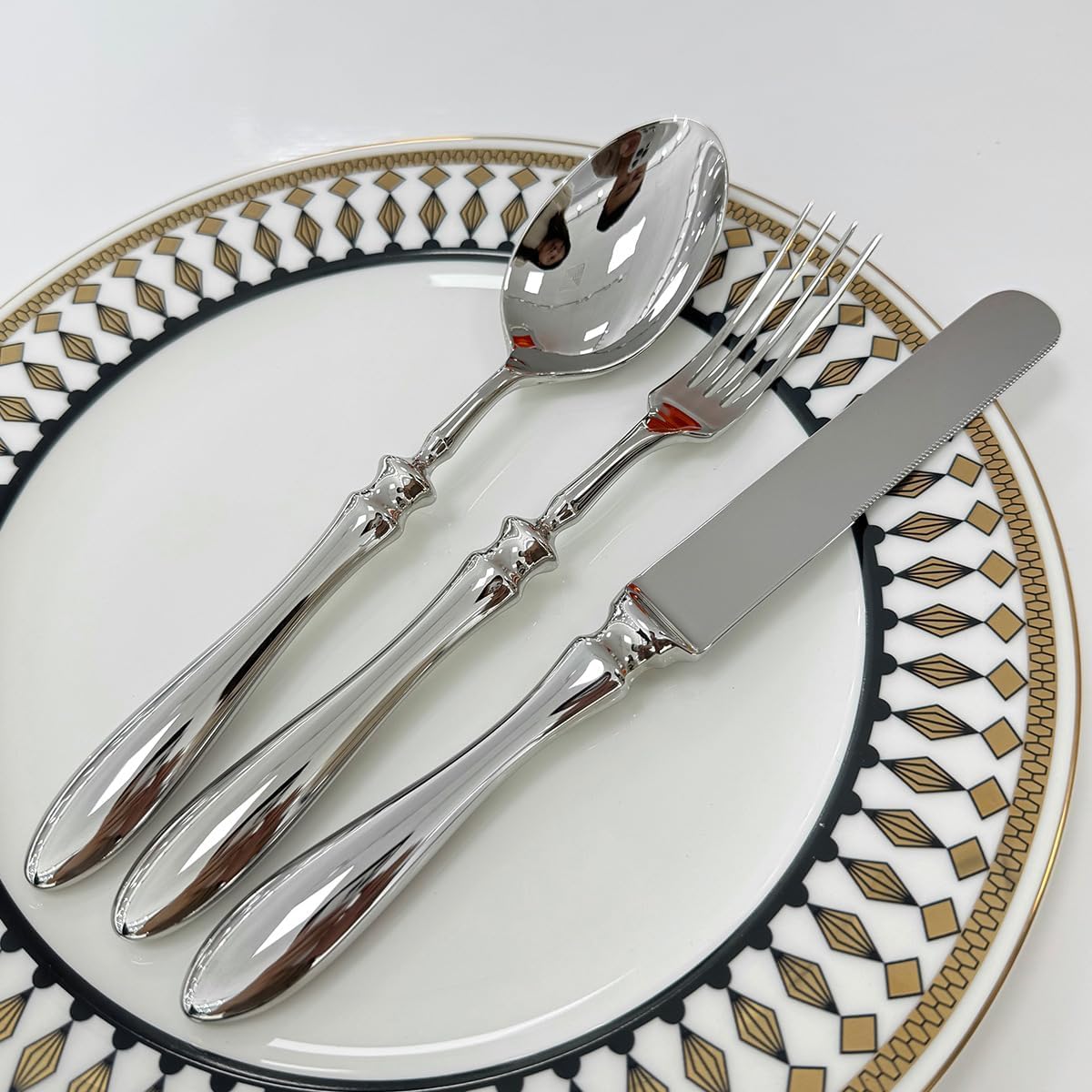 Hochwertiges 18/10 Edelstahl-besteckset Für 4 Personen | Besteckset Mit Messern, Gabeln Und Löffeln | Langlebig, Poliert, Spülmaschinenfest Für Zuhause, Küche Und Hochzeiten Silver 20pcs for 4
