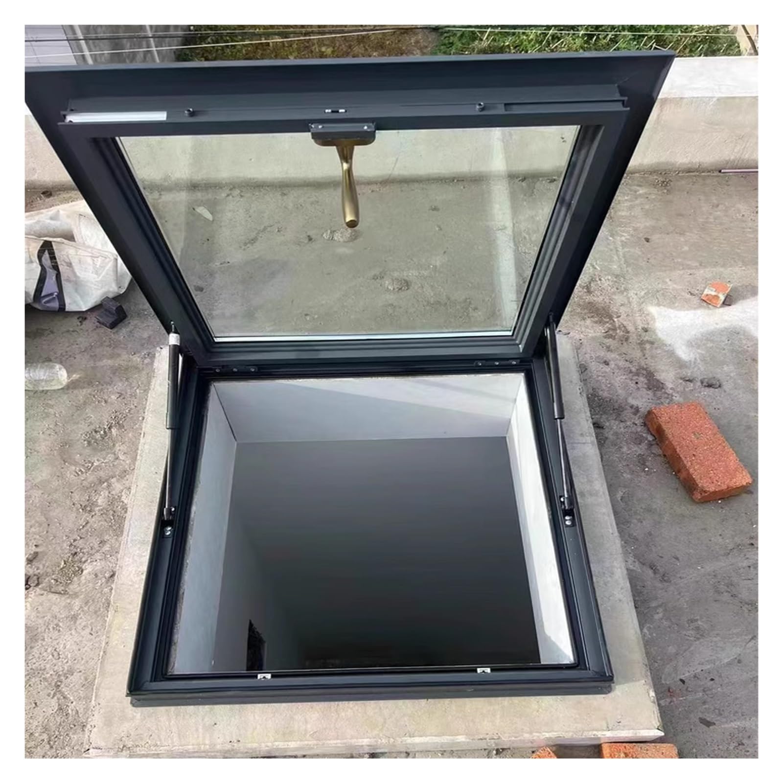 Accessoires de toit en métal pour aménagement de terrasse et cave