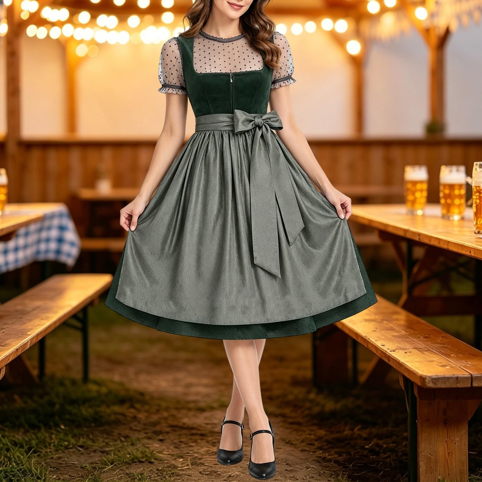 Dreiteiliges Damen Trachten Outfit mit Bluse und Schürze für Volksfeste