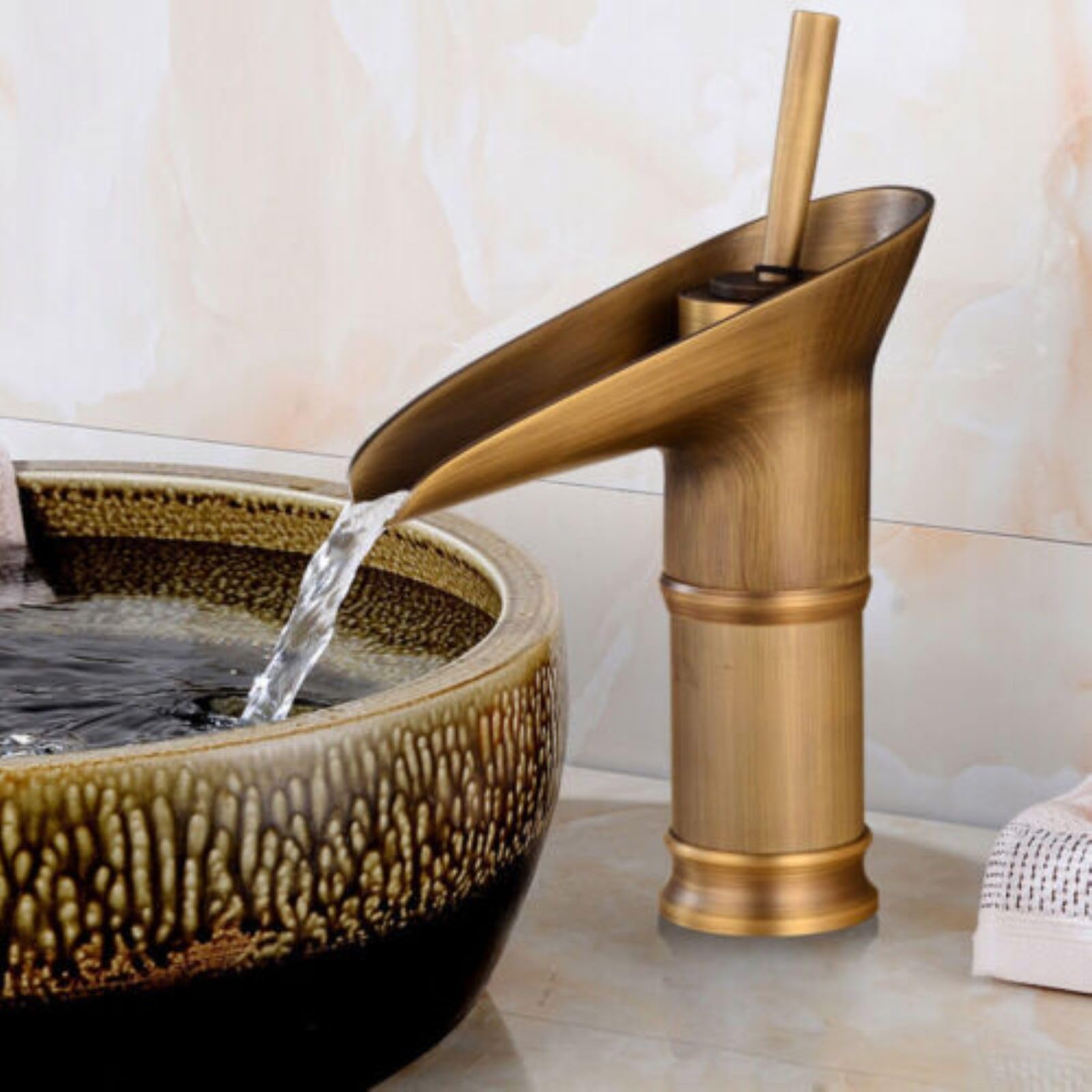 Mitigeur de lavabo cascade vintage en laiton pour salle de bain et cuisine
