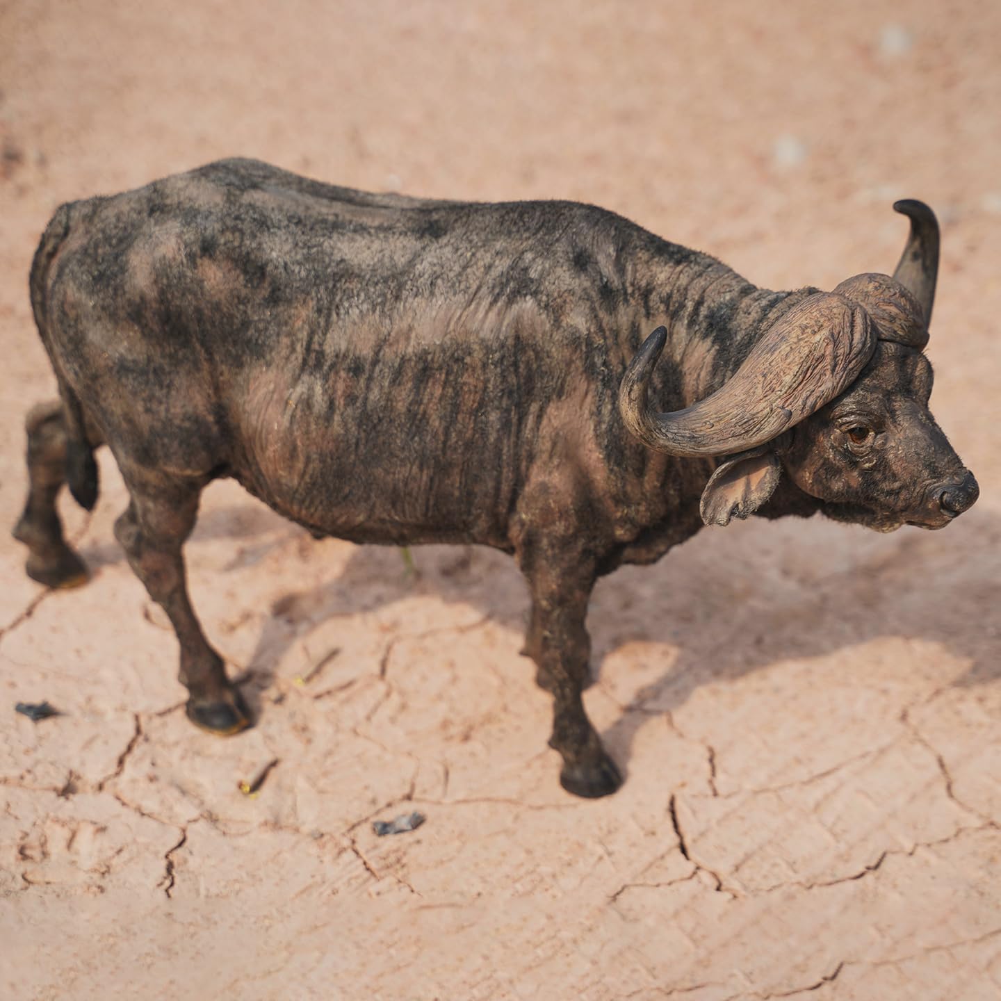 MMOS X JXK African Buffalo Cow Bison Statue with Intricate Texture Details, Gift for Animal Lovers