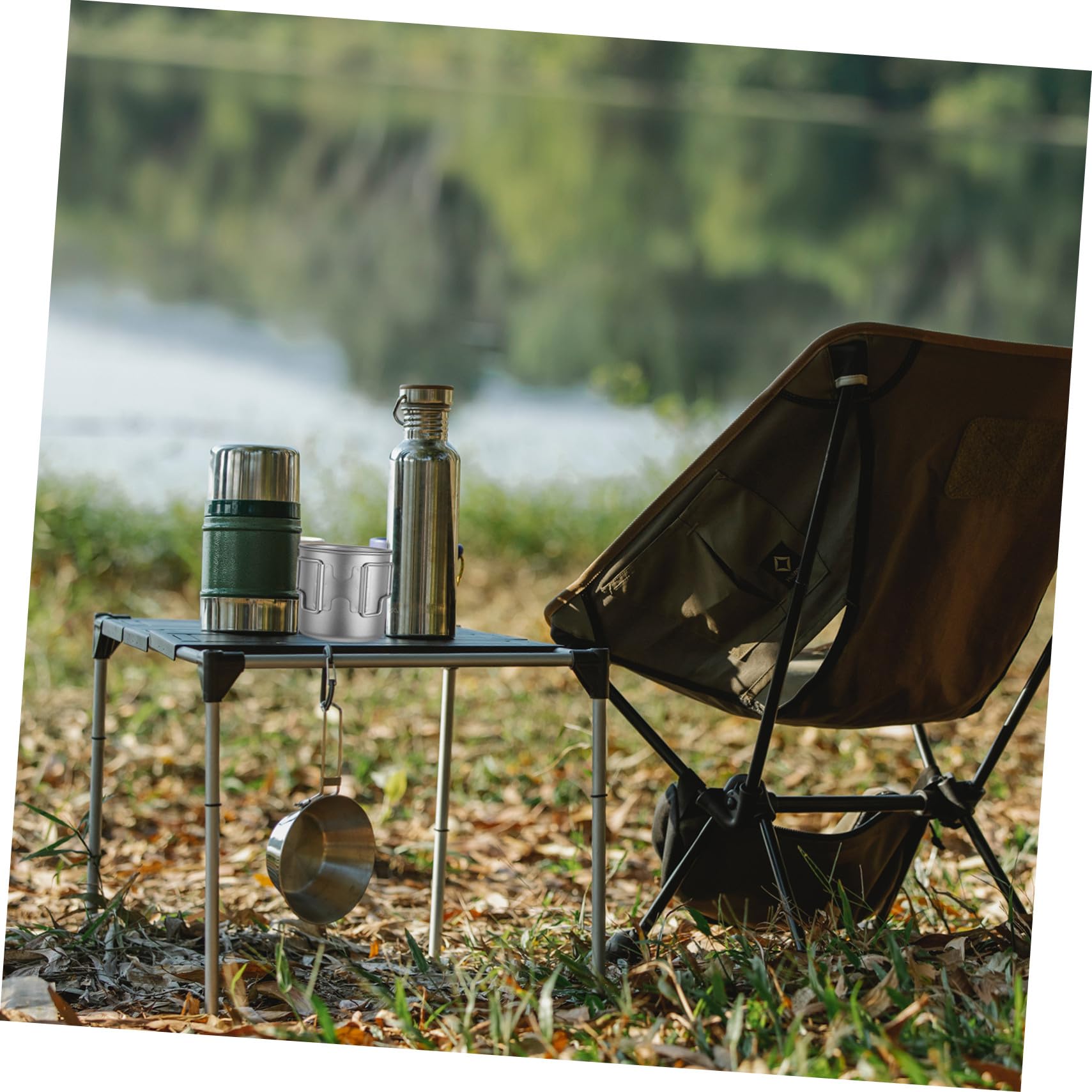 BESTYASH Titanbecher mit Deckel für Camping und Wandern Isolierter Kaffeebecher aus Titan für Trekking und Picknicks Leichter Kochbecher mit Klappbarem Griff für Outdoor-aktivitäten