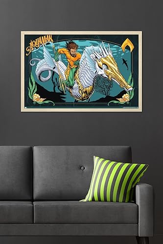 Miniatura 40 de Trends International DC Comics Movie Aquaman y el Reino Perdido - Póster de pared con ilustración de Aquaman, 14.72 x 22.37 pulgadas, versión