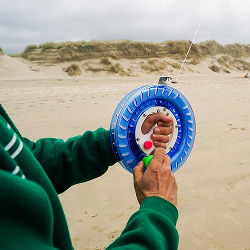 Miniatura 2 de In the Breeze 3447  Carrete LineKite trenzado de 80 libras x 800 pies de 9 pulgadas, azul  Accesorio de vuelo de cometa  Carrete de cometa con línea