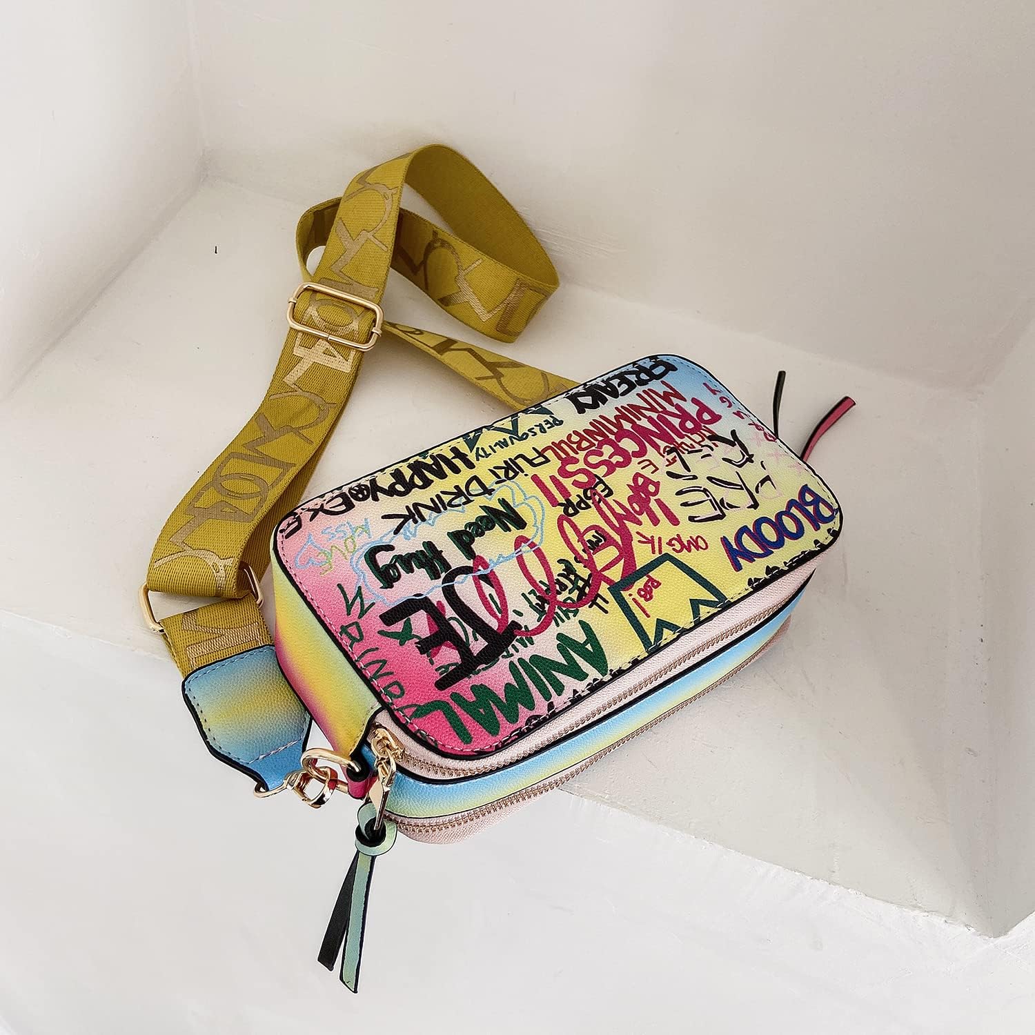 [JUNENTER] PUレザー グラフィティスクエアバッグ 大容量タッセルバッグ ショルダーメッセンジャーバッグ ダブルジッパー