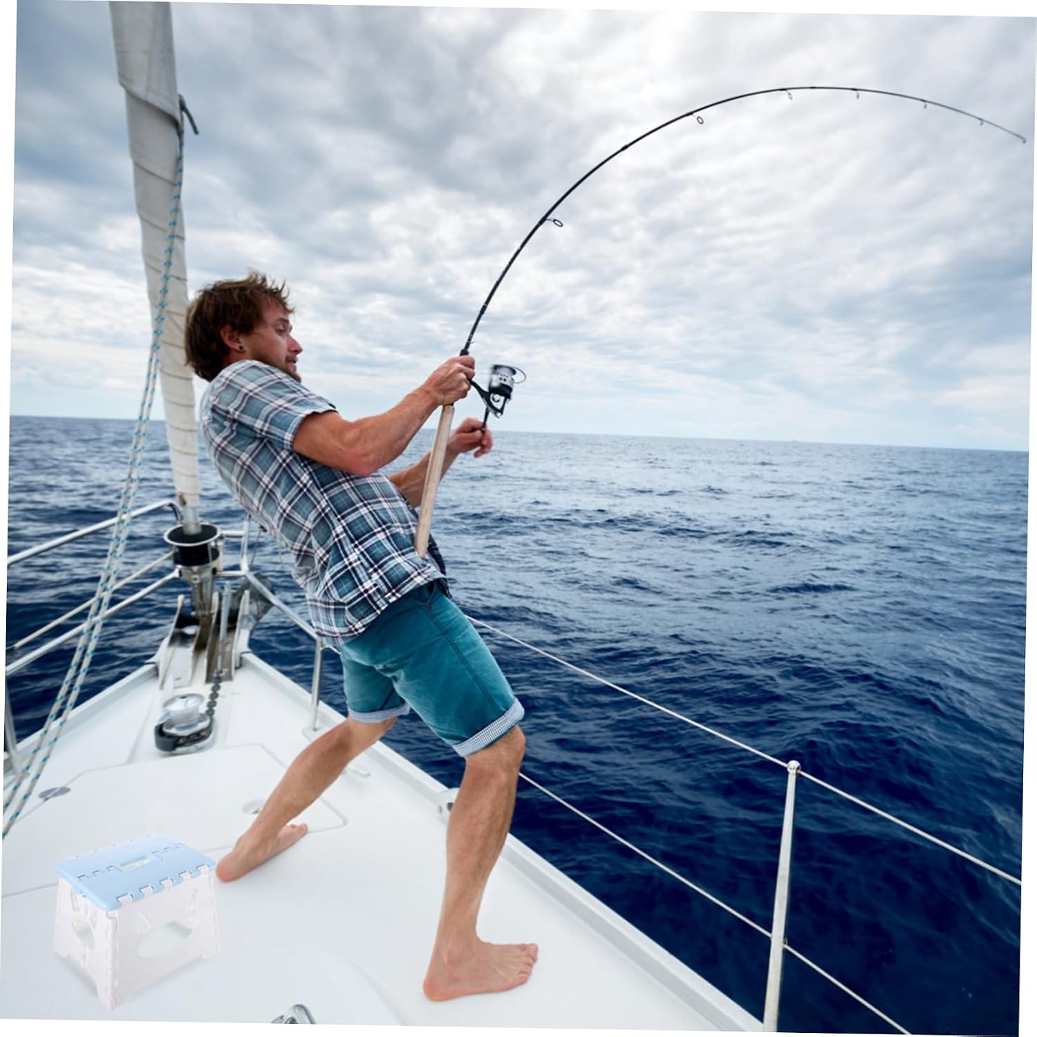 Portable Folding Step Stool Lightweight Plastic Stool for Adults Easy Carry Compact Folding for Kitchen Bathroom Bedroom Space Saving Design with One Hand Open Function
