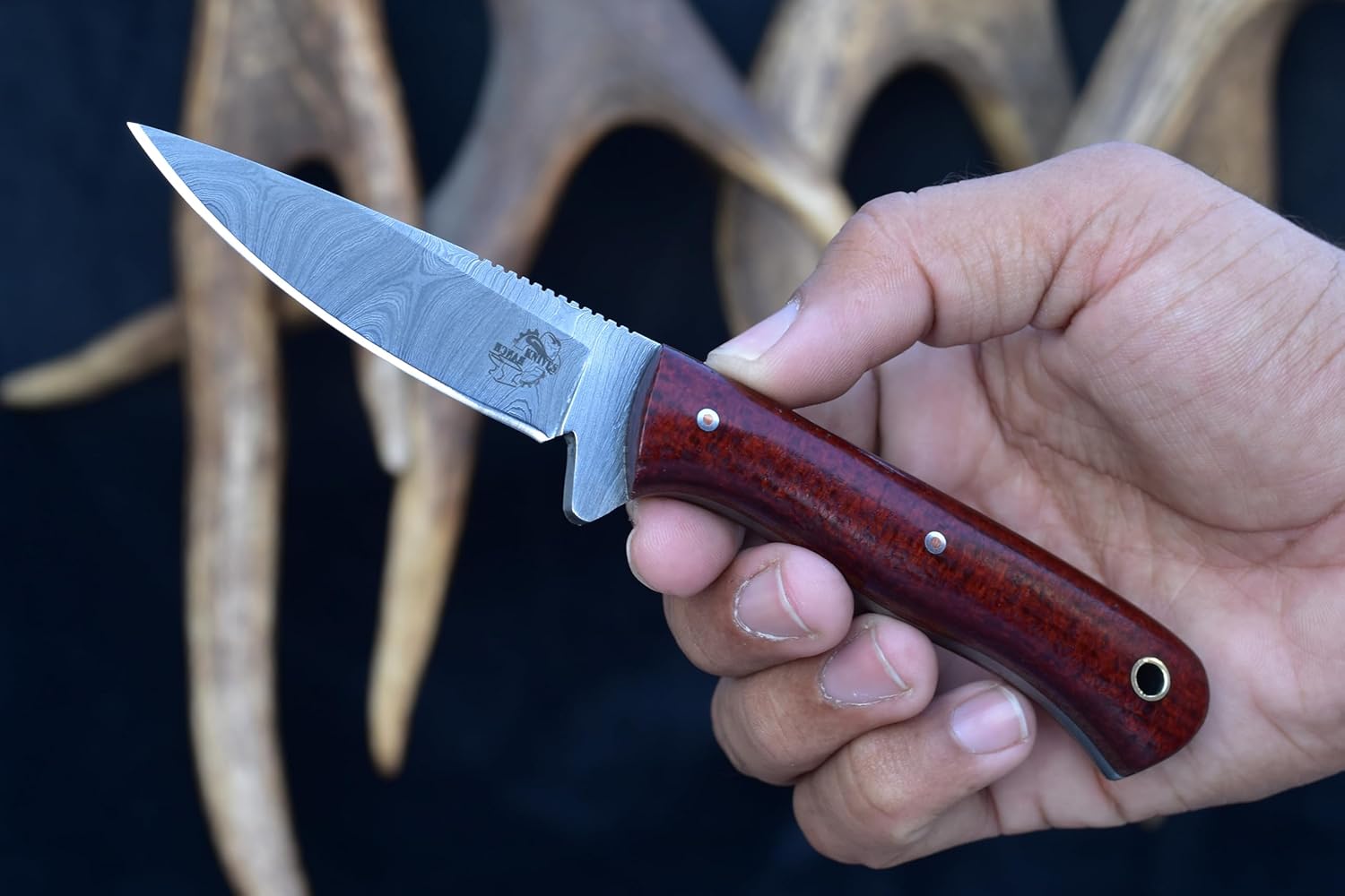 Knives Ranch 7” Fixed Blade EDC Knife with Sheath – Damascus Steel – Scarlet Red Burlap Micarta Handle - Horizontal Cowboy Cross draw Leather Sheath Snug Fit (3056-SCARLET)