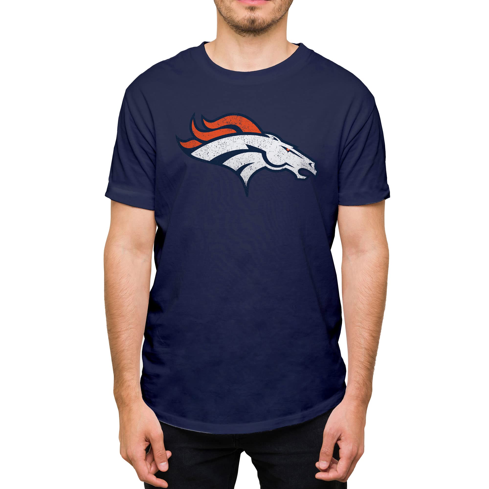 Hybrid SportsNFL - Distressed Team Logo - Officially Licensed Adult Short Sleeve Fan Tee for Men & Women