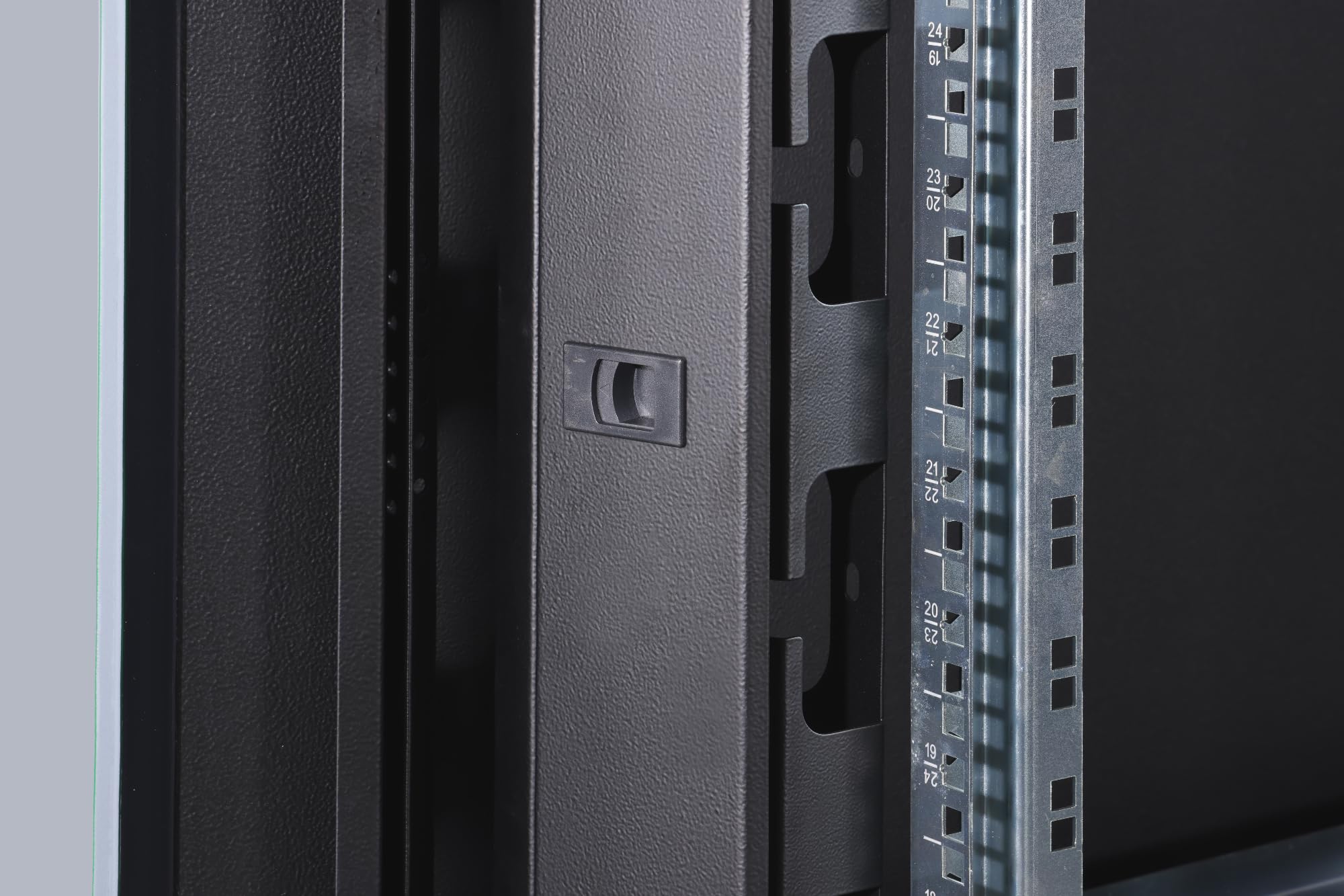 Digitus DN1942U810B Armadio 42 Unità Linea Professionale mm. 2020 X800 X 1000, Nero Ral 9005