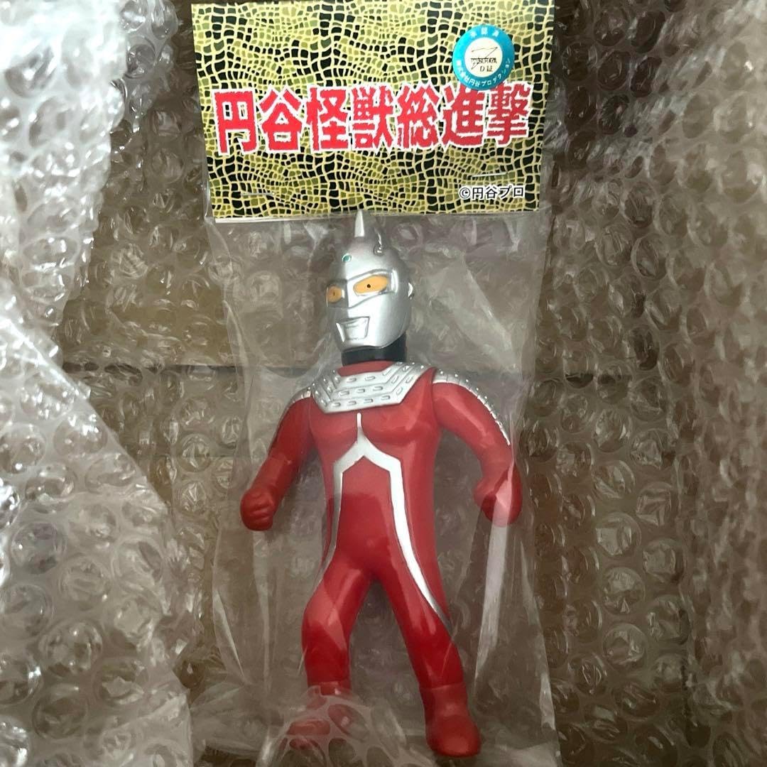 サンガッツ本舗 ウルトラセブン ウルトラファイト版 ソフビ