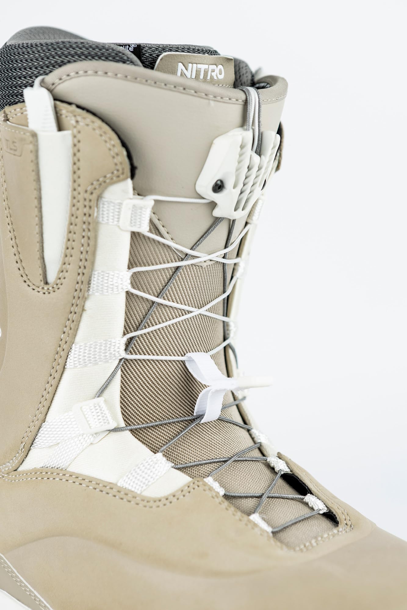 Nitro Bianca TLS + Womens Snowboard Boots, Sand, 7.5 (25.0)