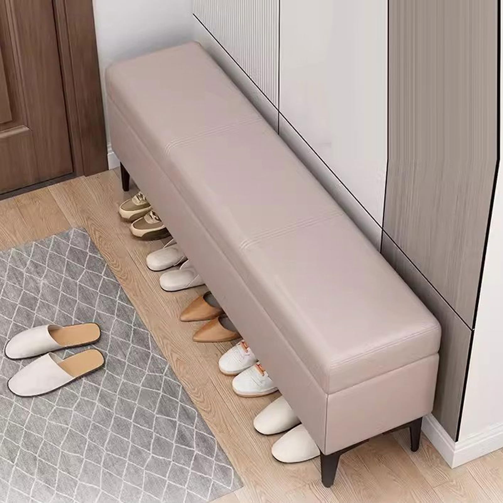 Banc de rangement coffre rembourré pour optimiser les petits espaces