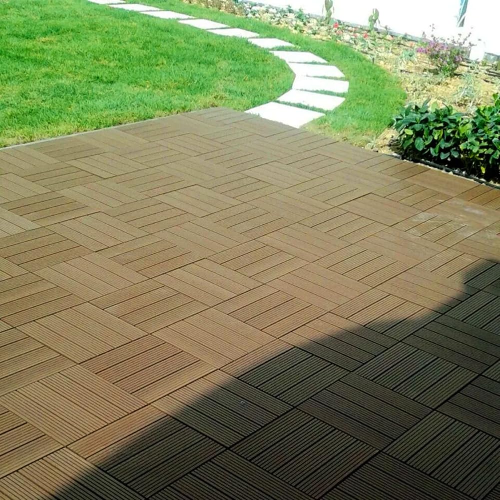 BAKAJI Set 11 Pezzi Piastrelle in WPC da Giardino con Sistema di Drenaggio Acqua, Pavimento Piastrella Resistente Agli Agenti Atmosferici Ideale per Esterno, Patio, Balcone, Terrazzo (Terracotta)