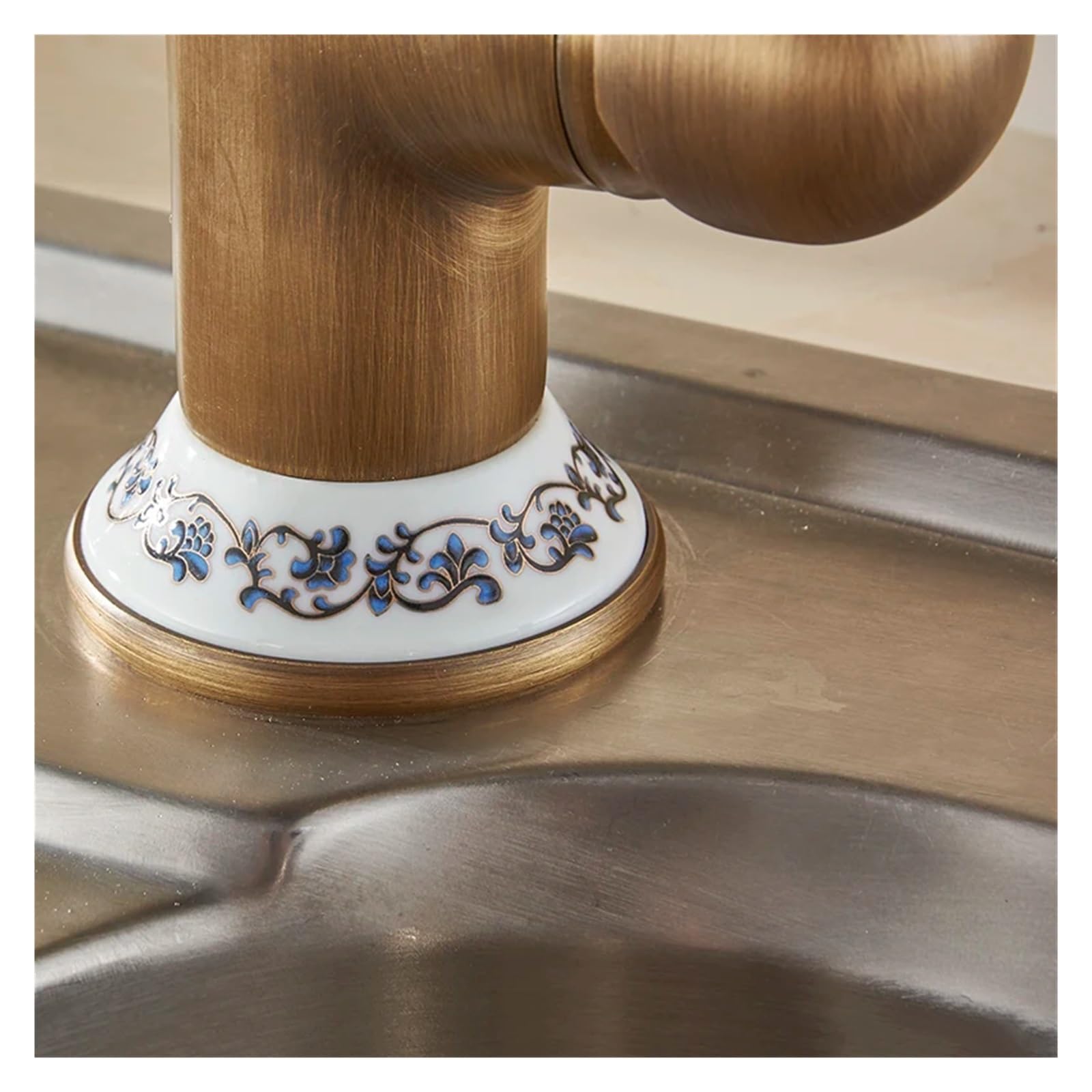 Faucet Baterie kuchenne Antyczny brąz Kran kompatybilny z baterią kuchenną z ceramicznym zimnym i gorącym zlewem kuchennym Mieszacze wody z kranu, bateria umywalkowa, brązowa Faucet