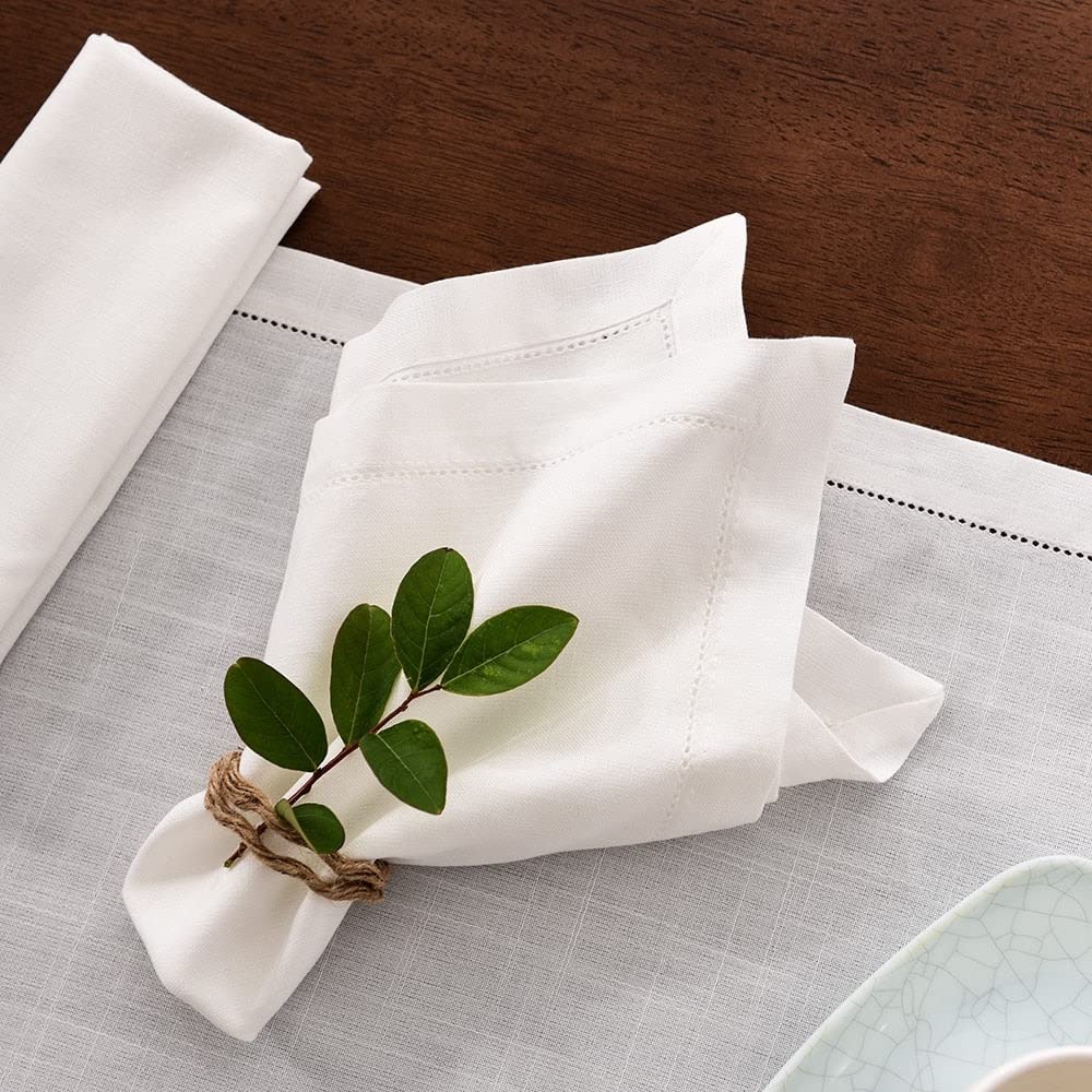 Embroidered White Dinner Napkins, Scalloped Edge Wedding Napkins - 100% Linen