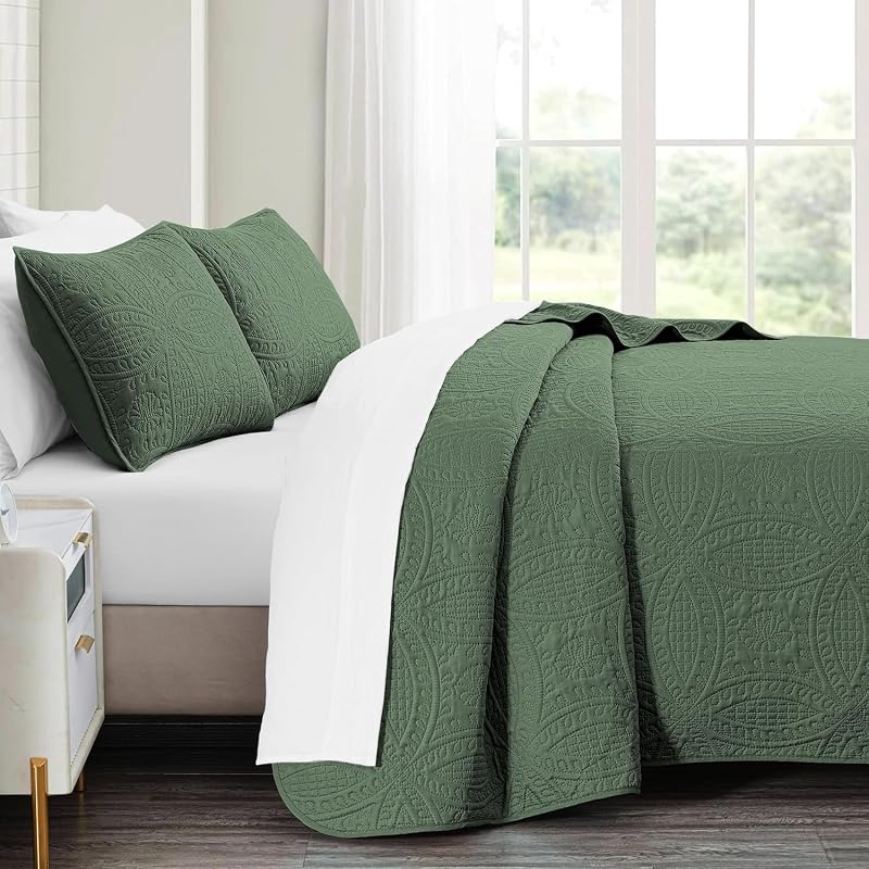 akkialla King Quilt Bedding Set,Olive Green Ultrasonic King/Cal King Quilt Set,Lightweight Soft Bedspread Coverlet,Modern Style Coin Pattern Bed Cover for All Seasons,3 Piece(1 Quilt,2 Pillow Shams) image 4