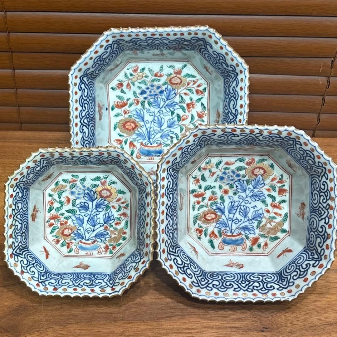 江戸時代□古伊万里　三つ重ね　どんぶり 正月 江戸時代□古伊万里 三つ重ね どんぶり 正月 江戸時代□古伊万里 三つ