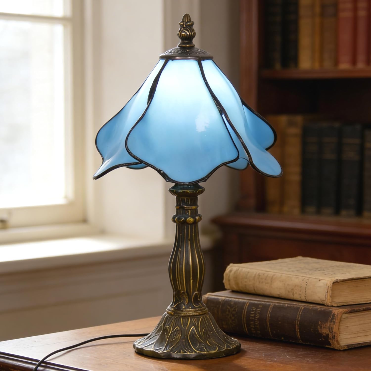 Small Tiffany Lamp Mini Stained Glass Table Lamp Bedside Accent Lamp Memory Sympathy 8X14.5 Inch (Blue)
