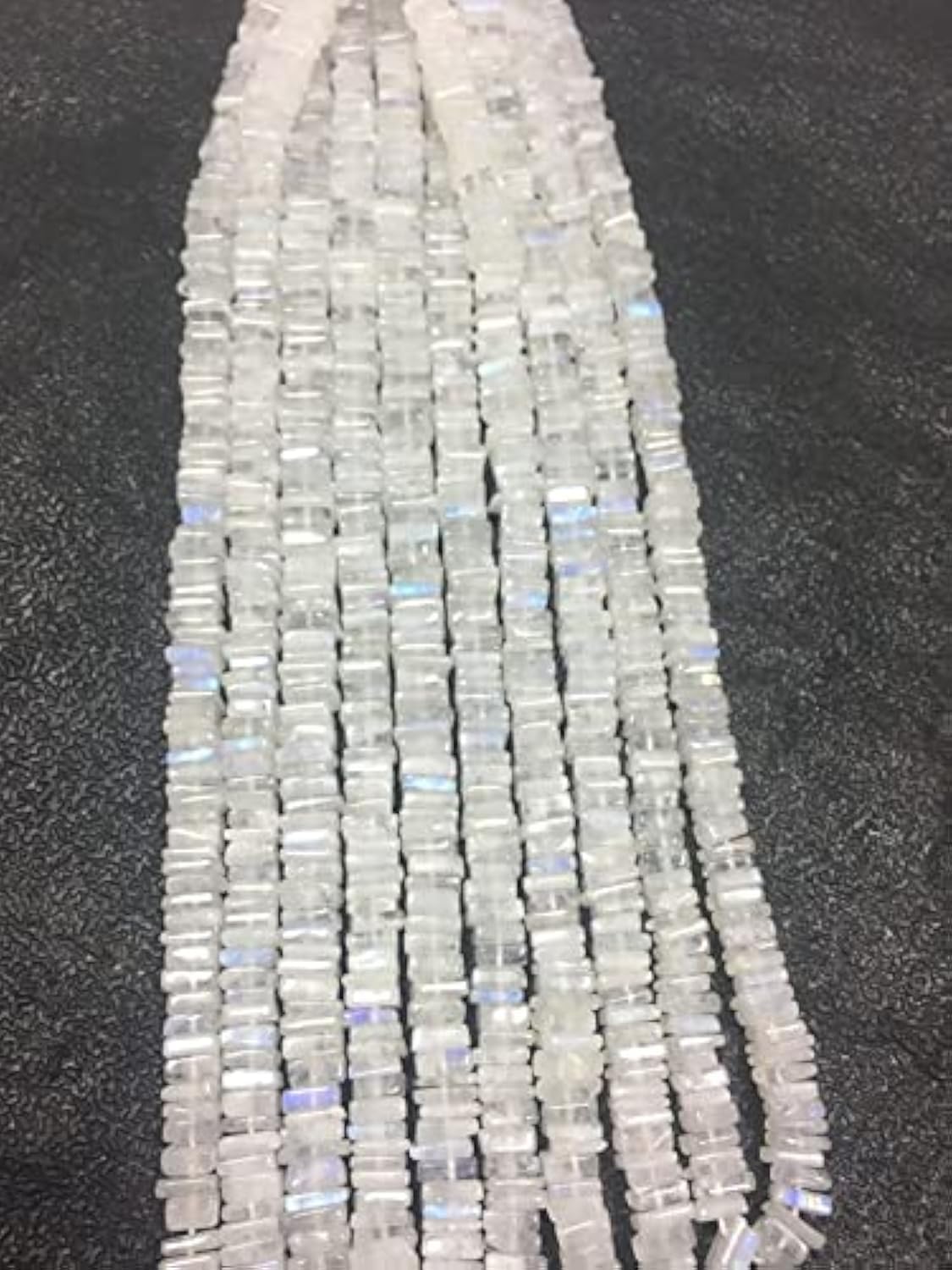 Perles blanches carrées 6mm LKBEADS pour réparer et créer