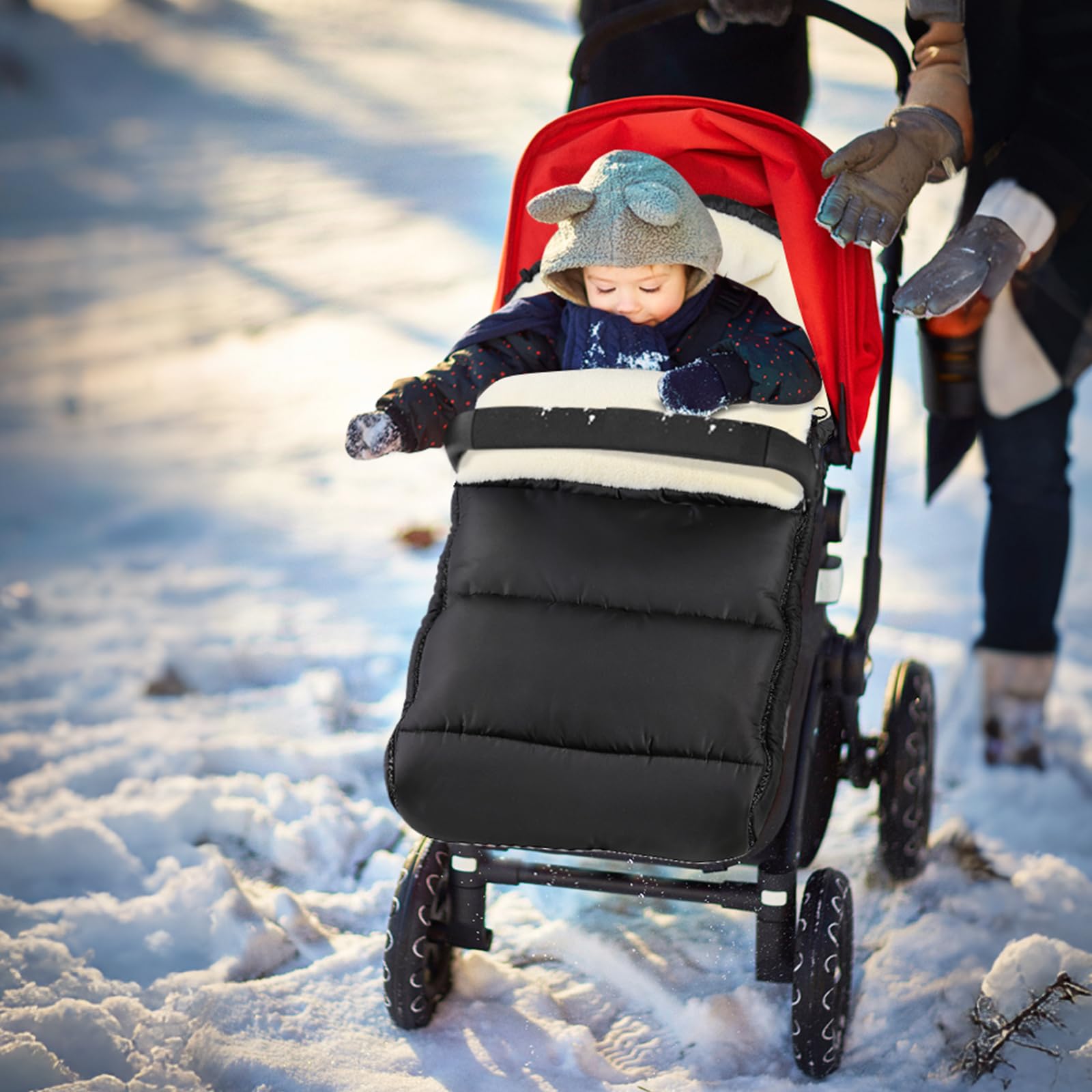 Fußsack Kinderwagen Winter, Universeller Fußsack Buggy mit Verstellbarer Reißverschlus, Einfacher Zugang, Abnehmbar & Langlebig, Wasserdicht, Warmes Dickes Gewebe, Waschbar, Klassisches Schwarz