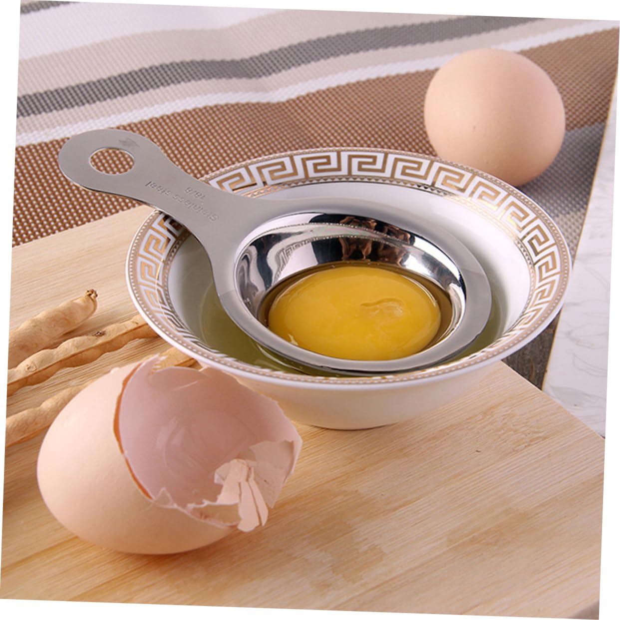 PRETYZOOM Egg White Yolk Separator Strainer Separator for Eggs Yolk Filter Cooking Accessory