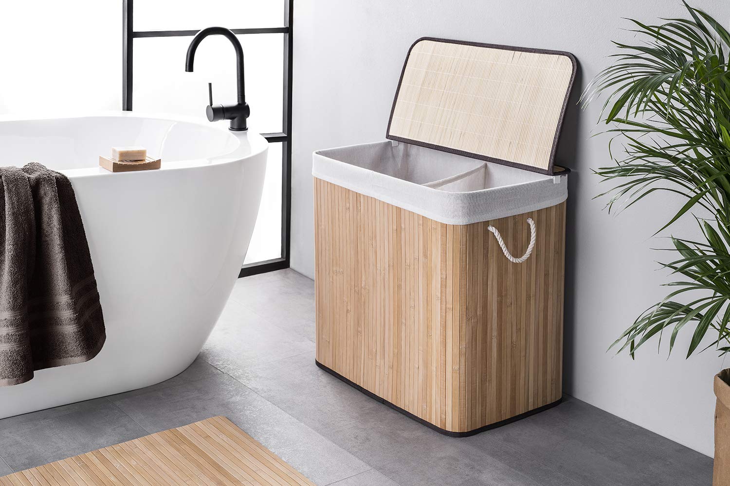 Cesto per il bucato con coperchio e 2 scomparti - robusto contenitore per il bucato in bambù - cesto per il bucato naturale con sacchetto per il bucato, lavabile - 100% bambù - 150 litri | Sacco portabiancheria rimovibile, 2 manici