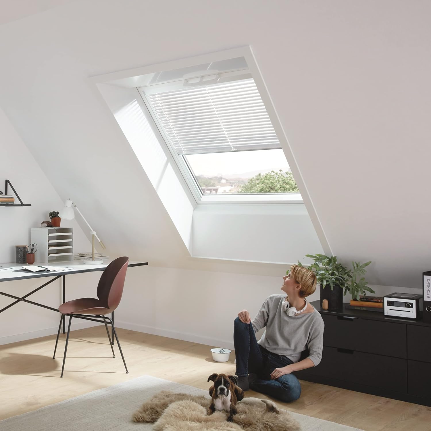 Roto Original ZJA Venetian Blind Roof Window Guide Rail Silver Aluminium Venetian Blind Roof Windows from The Designo R4/R7 and Classic K 43/73 Series with Size 094/118 | 09/11