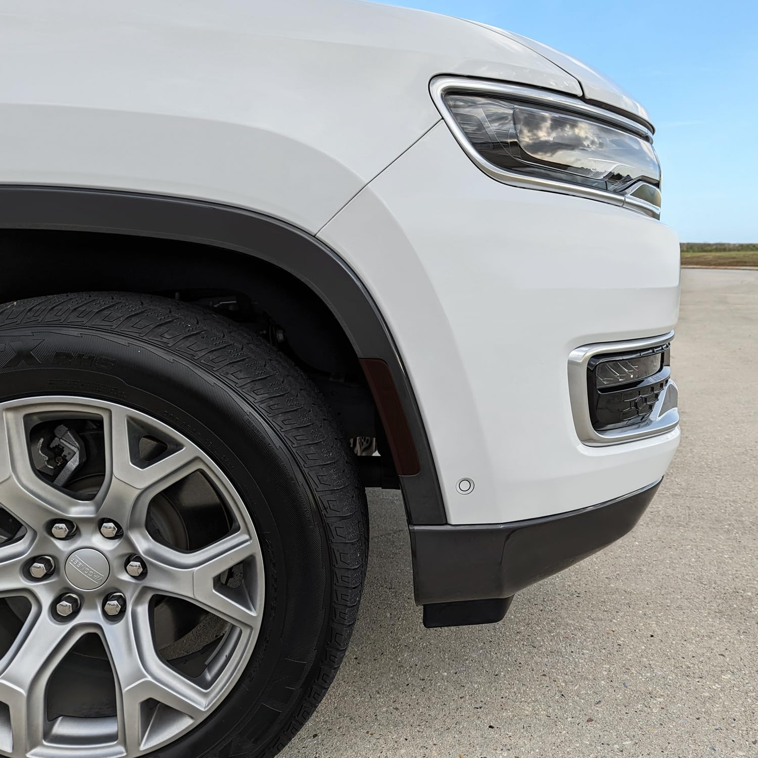 SlickMod PreCut Vinyl Smoke Tint for 2022-2025 Jeep Wagoneer Tail Light (Dark Smoke, 2. Front & Rear Sidemarker)