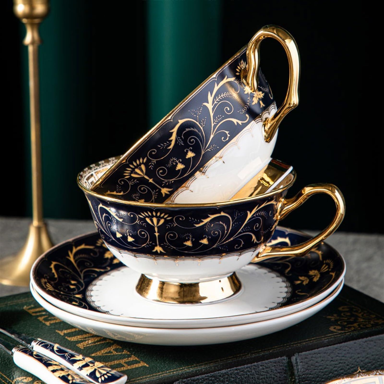 Kubek do kawy - wykwintny europejski styl retro porcelana kostna zestaw filiżanek do kawy ze spodkami, ceramiczne kubki idealne na spotkania itp
