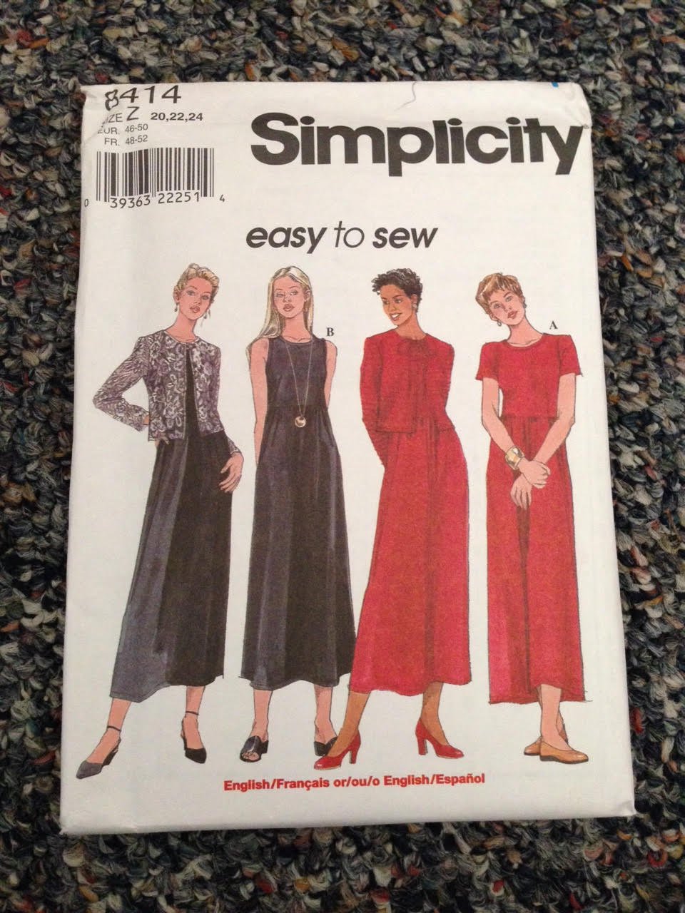 Patron robe et veste tricot Simplicity 8414 pour coudre des vêtements ajustés