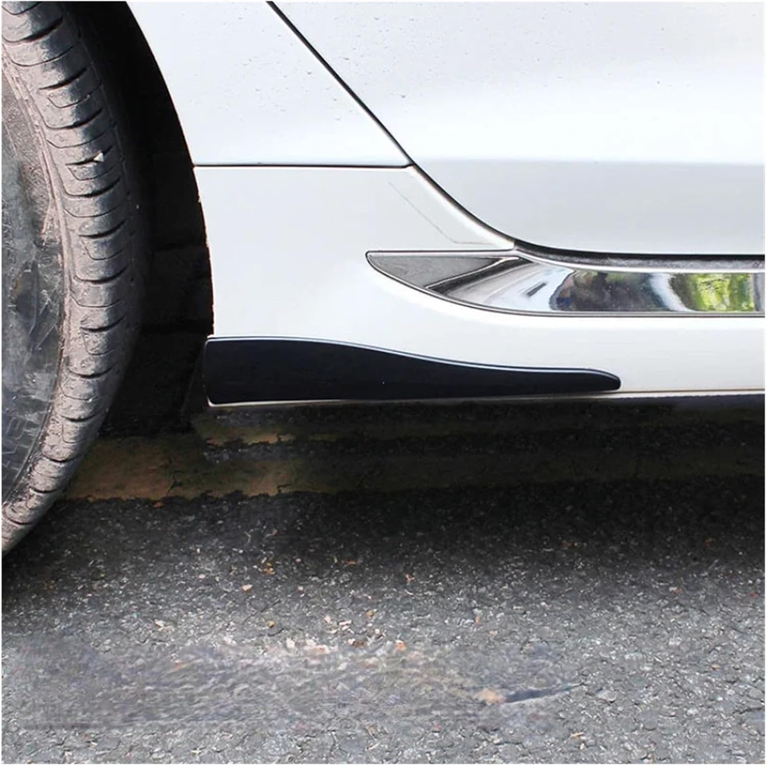 Car Edge Scratch Strip Front Rear Bumper Corner Guard Car Decoration Strip Car Accessories Door Edge Guard Paint Protectors(Carbon Fiber Pattern 35x6.5cm)