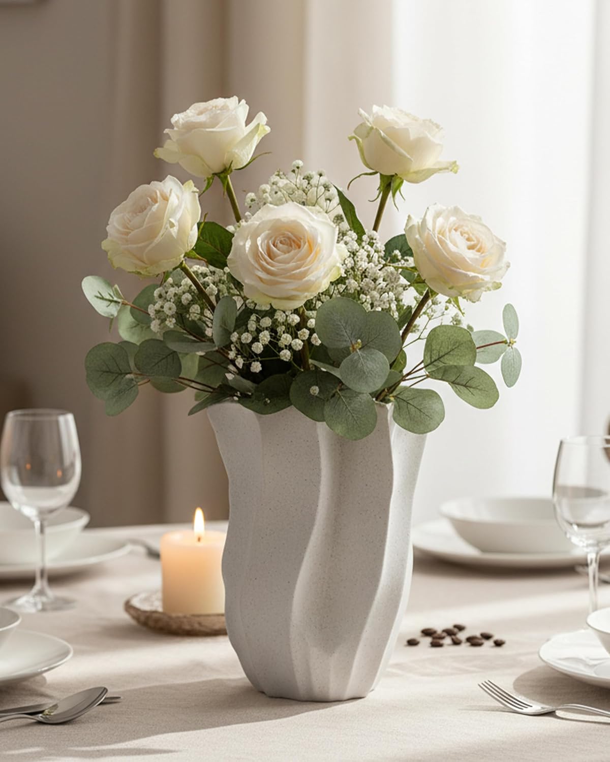 Cream Color Ceramic Vase, OOSTONEE Organic Flower Shape Unique Flower Vase, Nordic Modern Boho Decorative Style, Must-Have for Shelf, Home, Living Room, Bookshelf Decor, Coffee Table Centerpiece