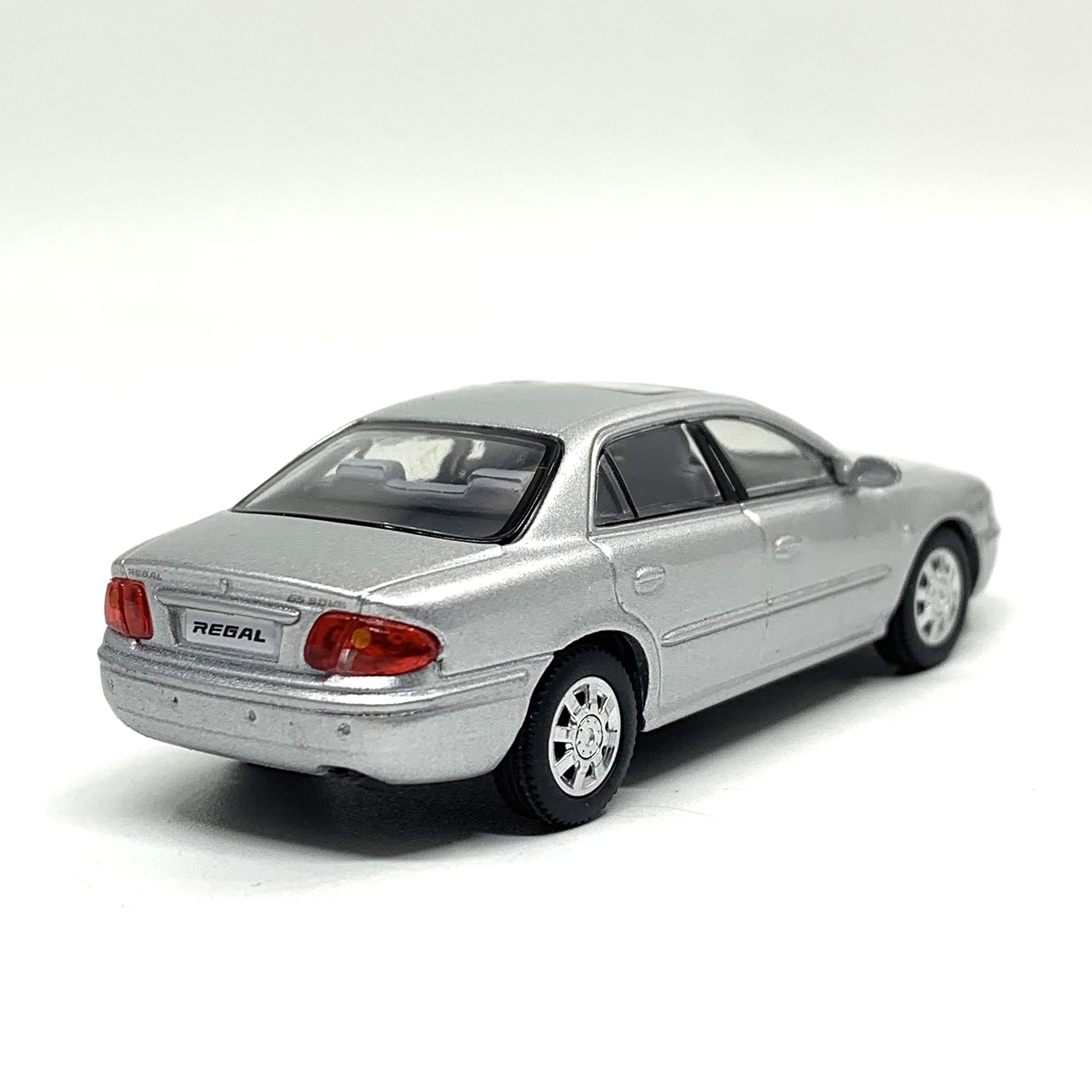 Amazon.co.jp: Takui XCARTOYS Buick Regal Gen.4 (Silver) : Hobbies