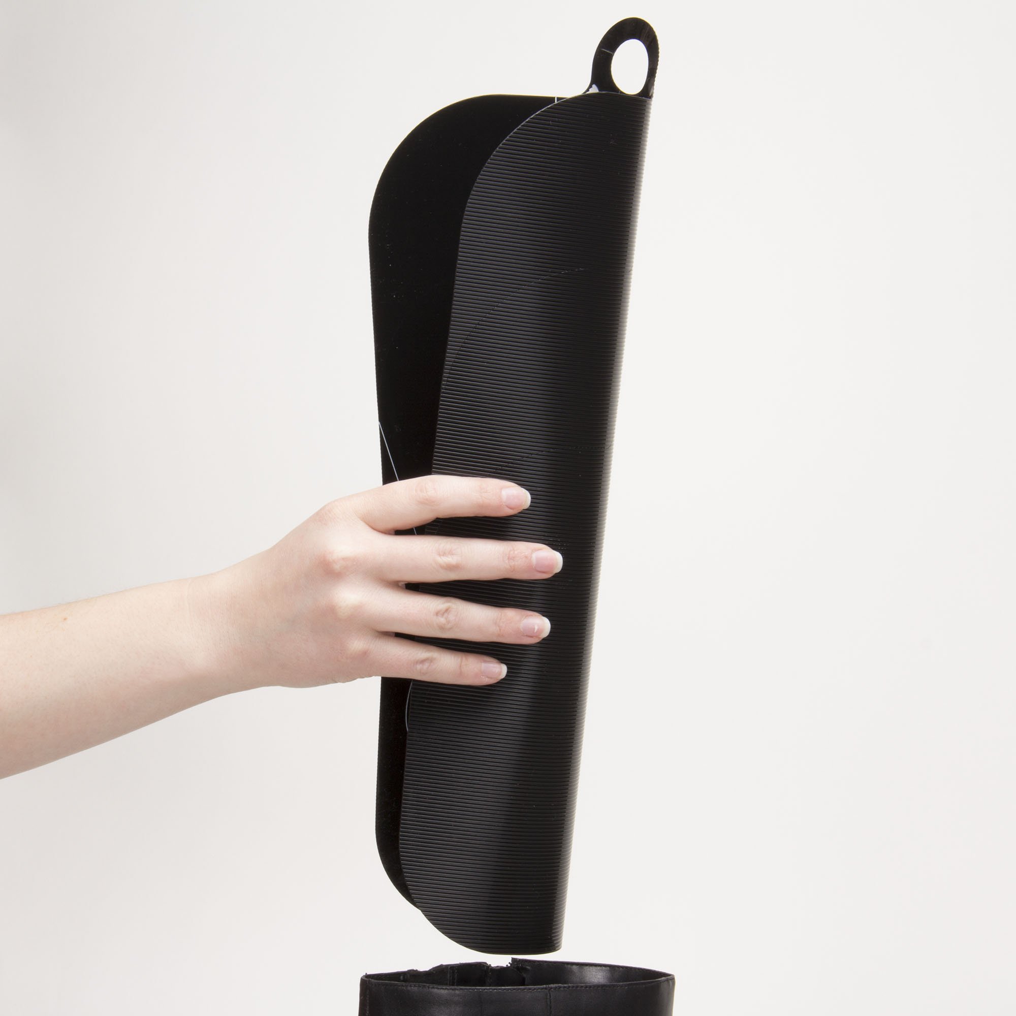 Snapklik.com : CedarFresh Boot Shapers, 4 Pairs, Plastic Boot Inserts ...
