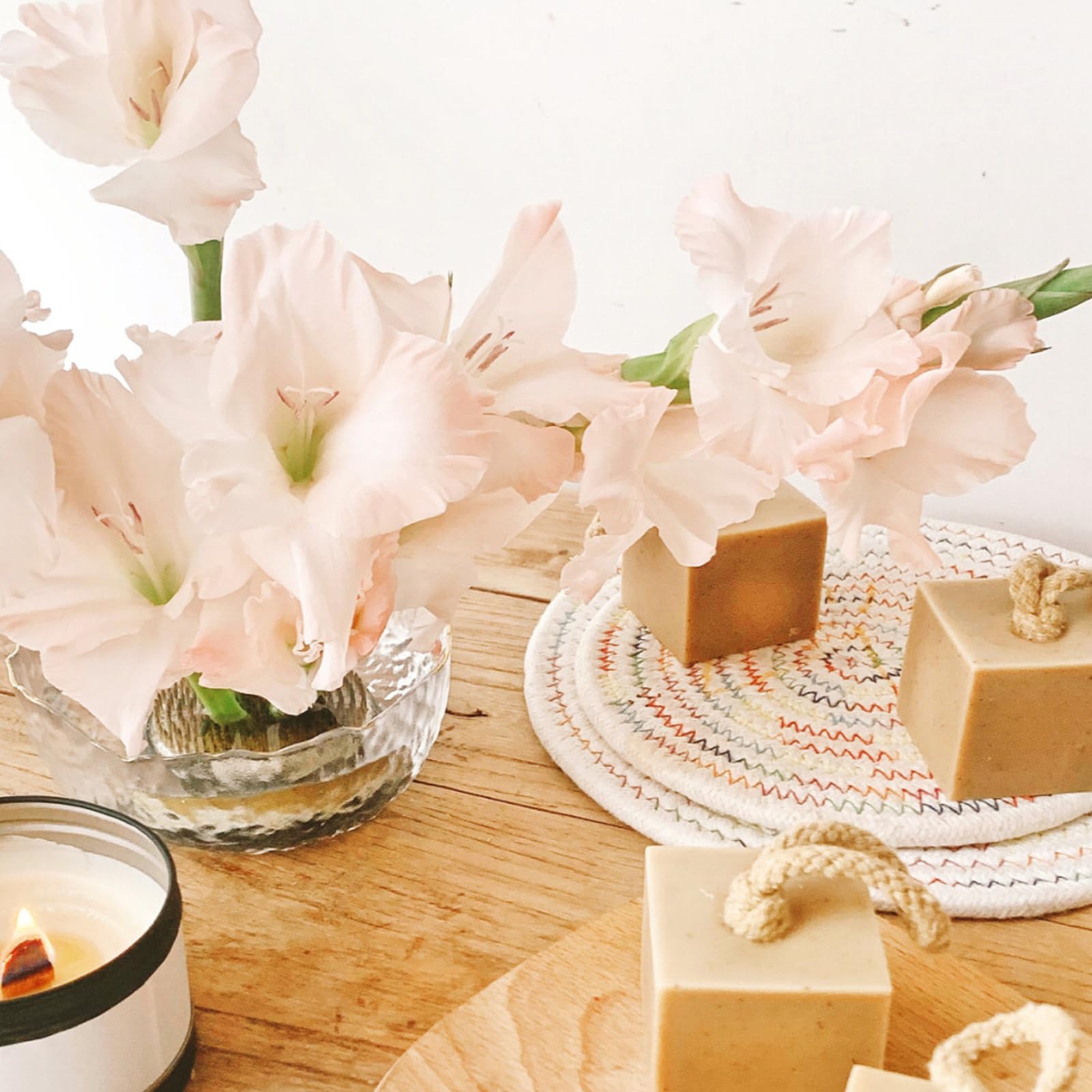 Ikebana Kenzan okrągłe mosiężne kwiatowe żaby do aranżacji, uchwyt na łodygę, do aranżacji kwiatów, narzędzia do dekoracji wnętrz, rzemiosło, 4 szt., 3 cm, 5 cm (złoty)