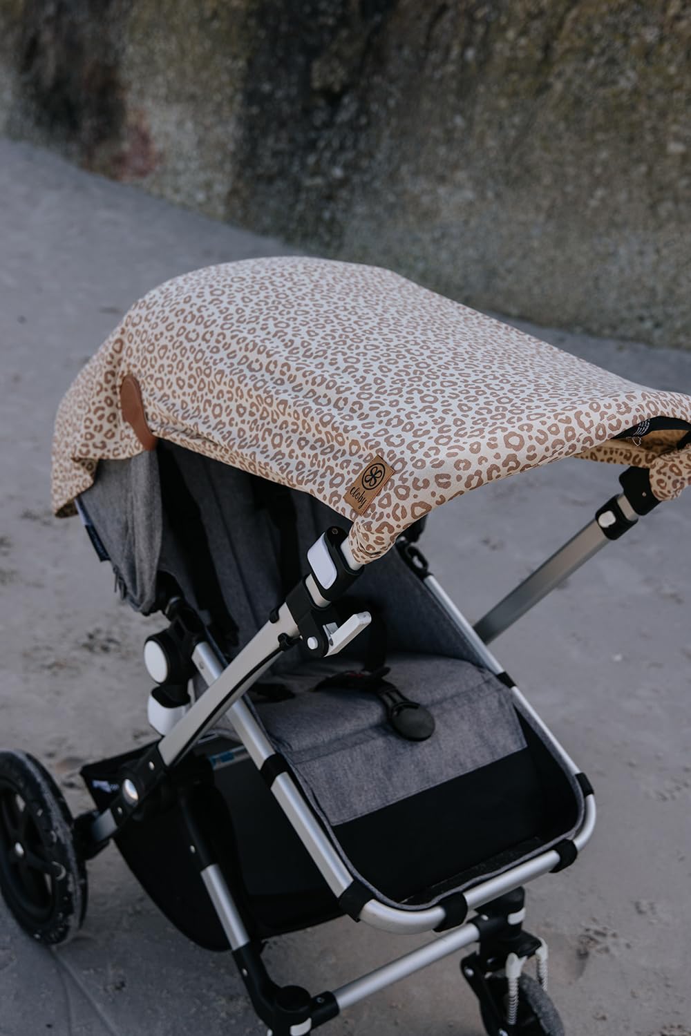 Cloby CBY-UVB-LPB multifunktionale Babydecke mit UV-Schutz UPF 50+ Leopard braun