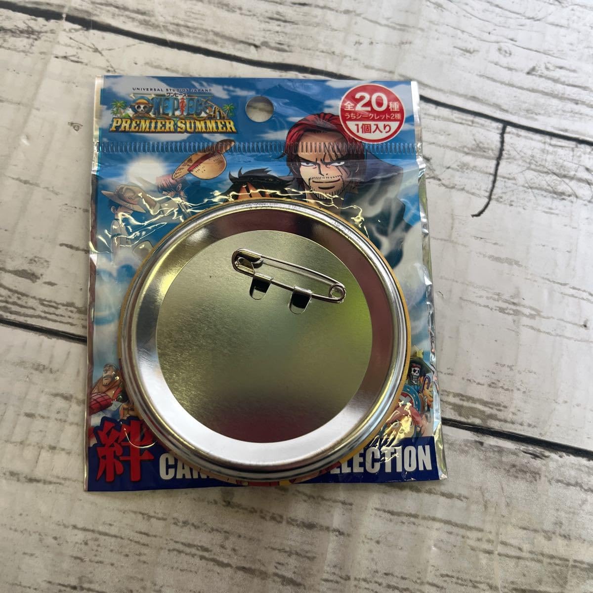 Amazon.co.jp: k967 usj ワンピース ルフィ 2016 絆 缶バッジ