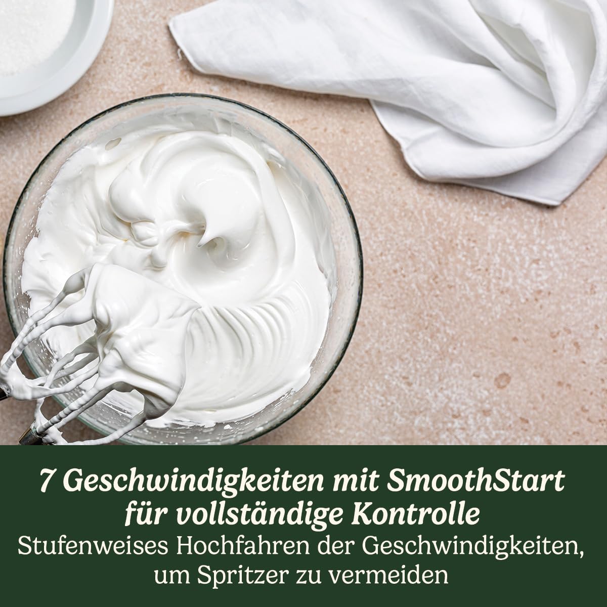 Cuisinart Power Advantage 7-Gang-Handmixer | Schneebesen | Knethaken | Rührbesen aus Edelstahl | 7 Geschwindigkeiten | 200W Motor | Aufsteckbarer Aufbewahrungskoffer | Elektrischer Handmixer, Silber